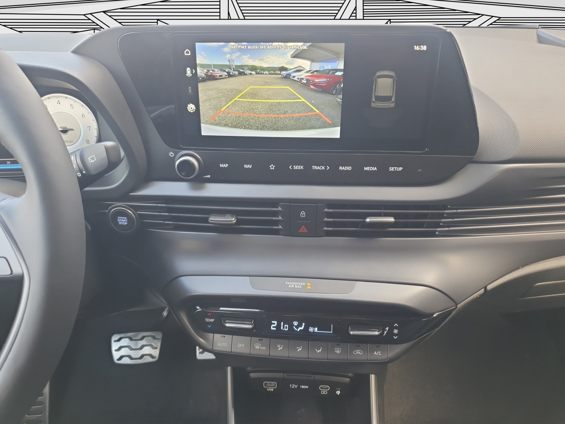 HYUNDAI Bayon 1.0 T-GDi Amplia Auto.-image-8