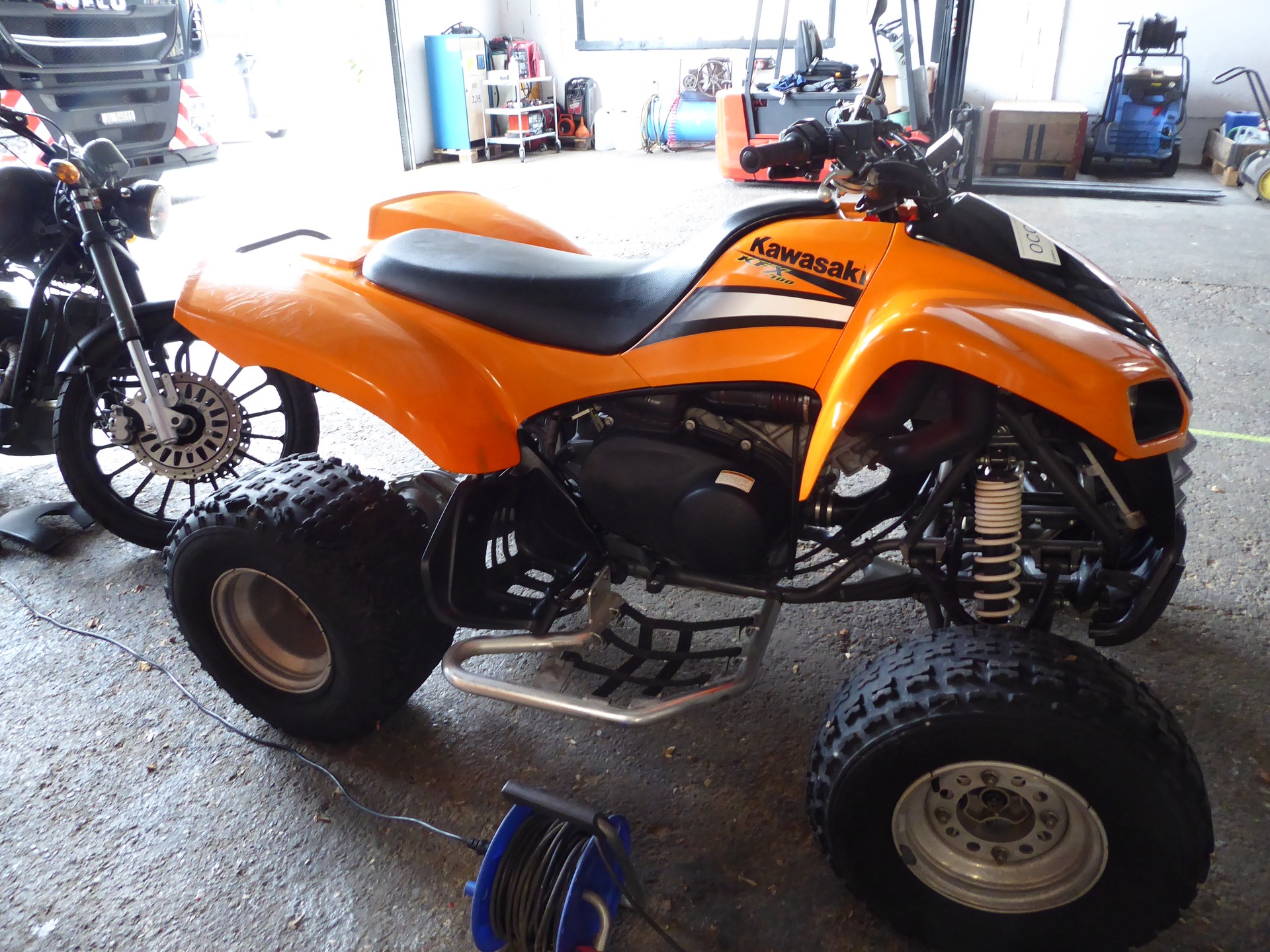 KAWASAKI KFX 700-showroom-element-2