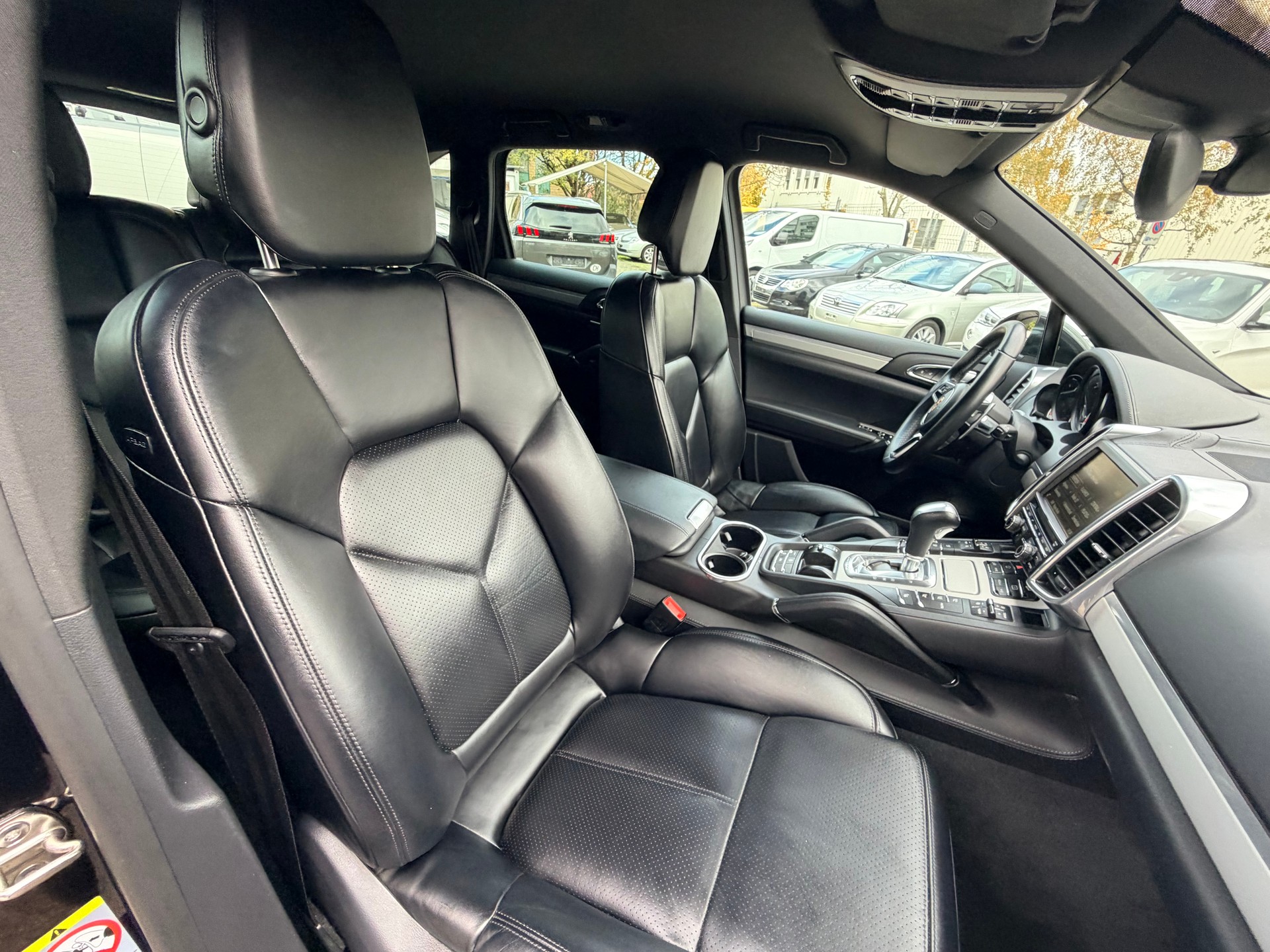 PORSCHE Cayenne S Diesel FACELIFT-image-16