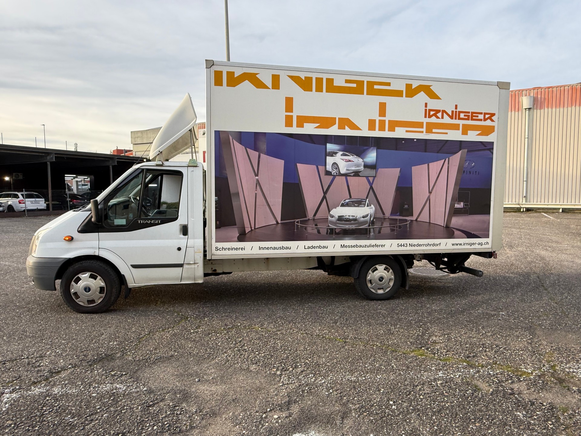 FORD Transit 2.4 TDCi 350 XL-showroom-element-2