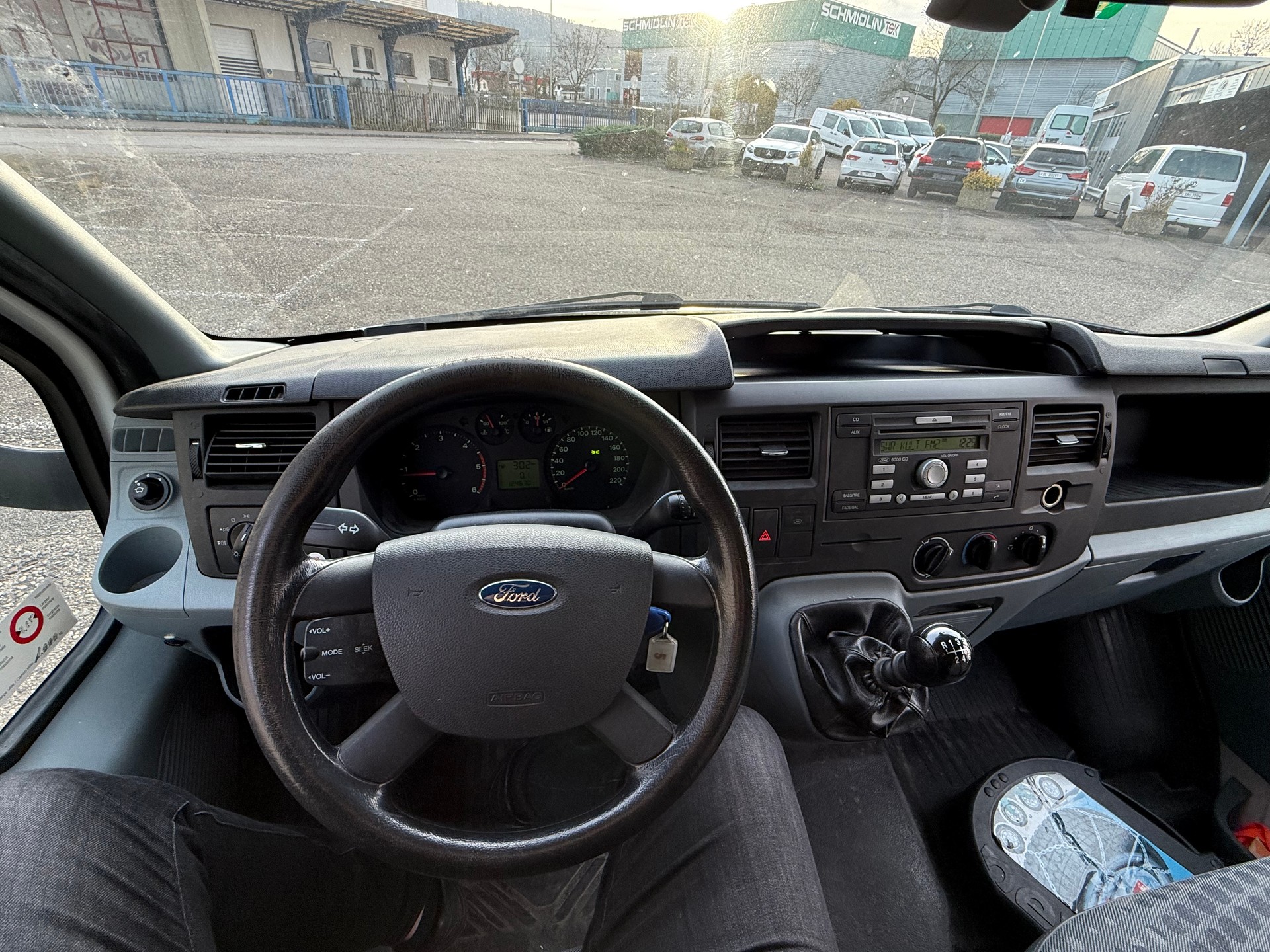 FORD Transit 2.4 TDCi 350 XL-image-7