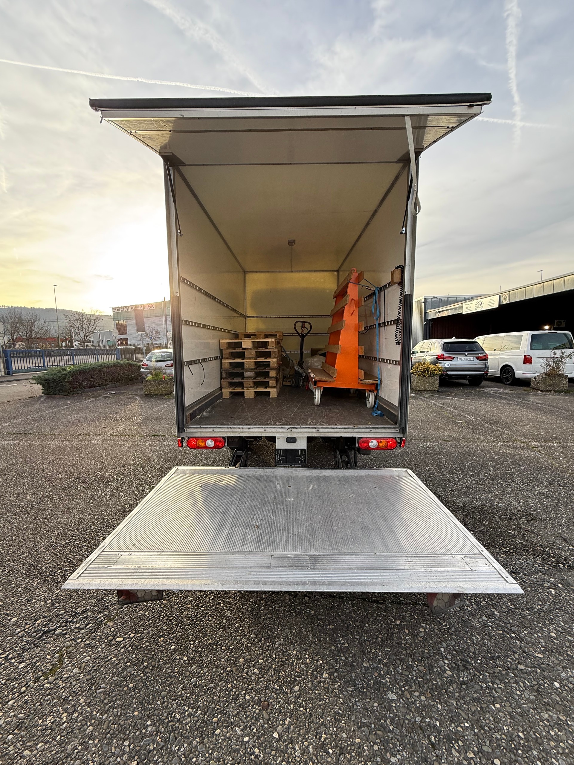 FORD Transit 2.4 TDCi 350 XL-image-4