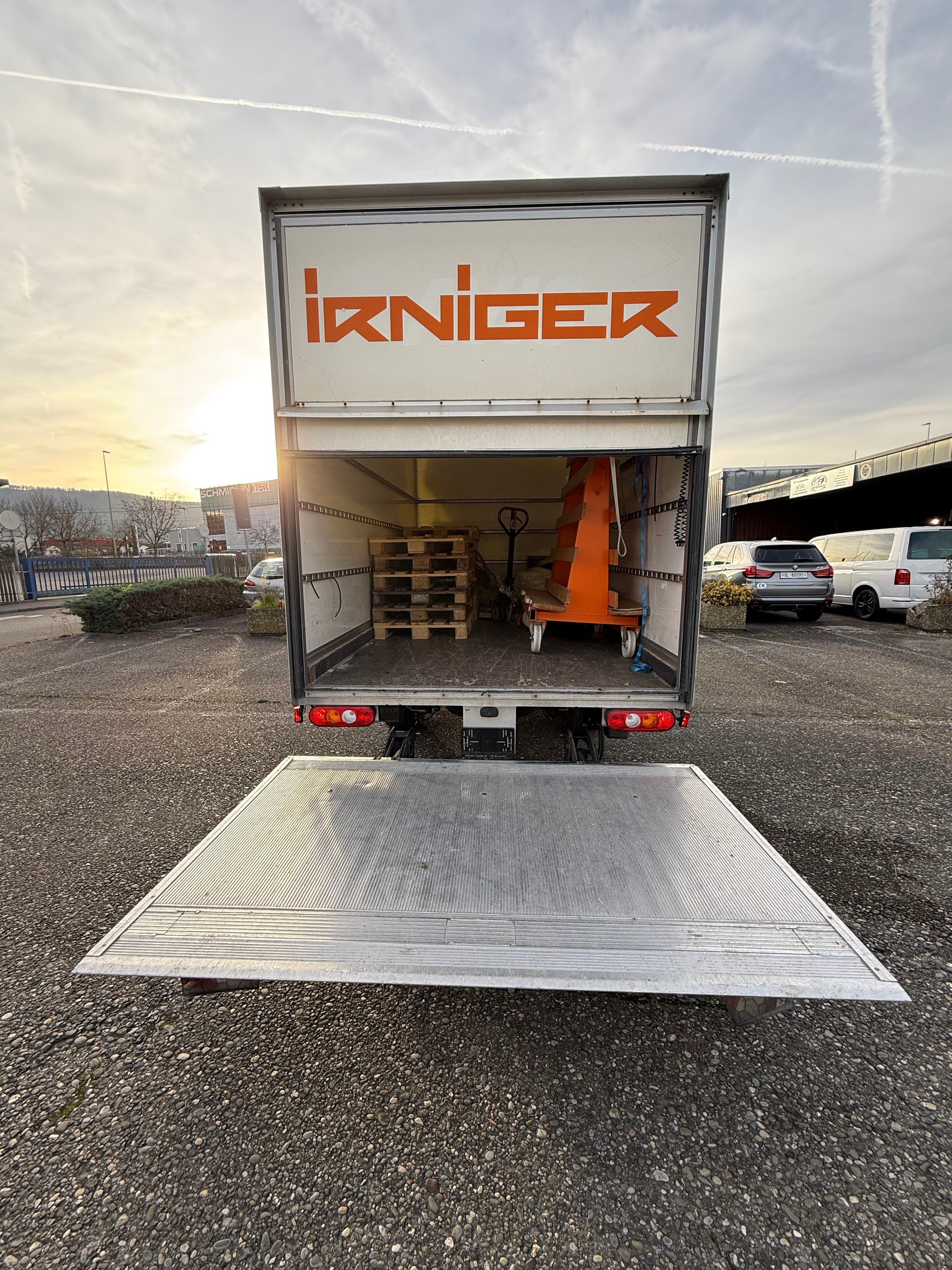 FORD Transit 2.4 TDCi 350 XL-image-5