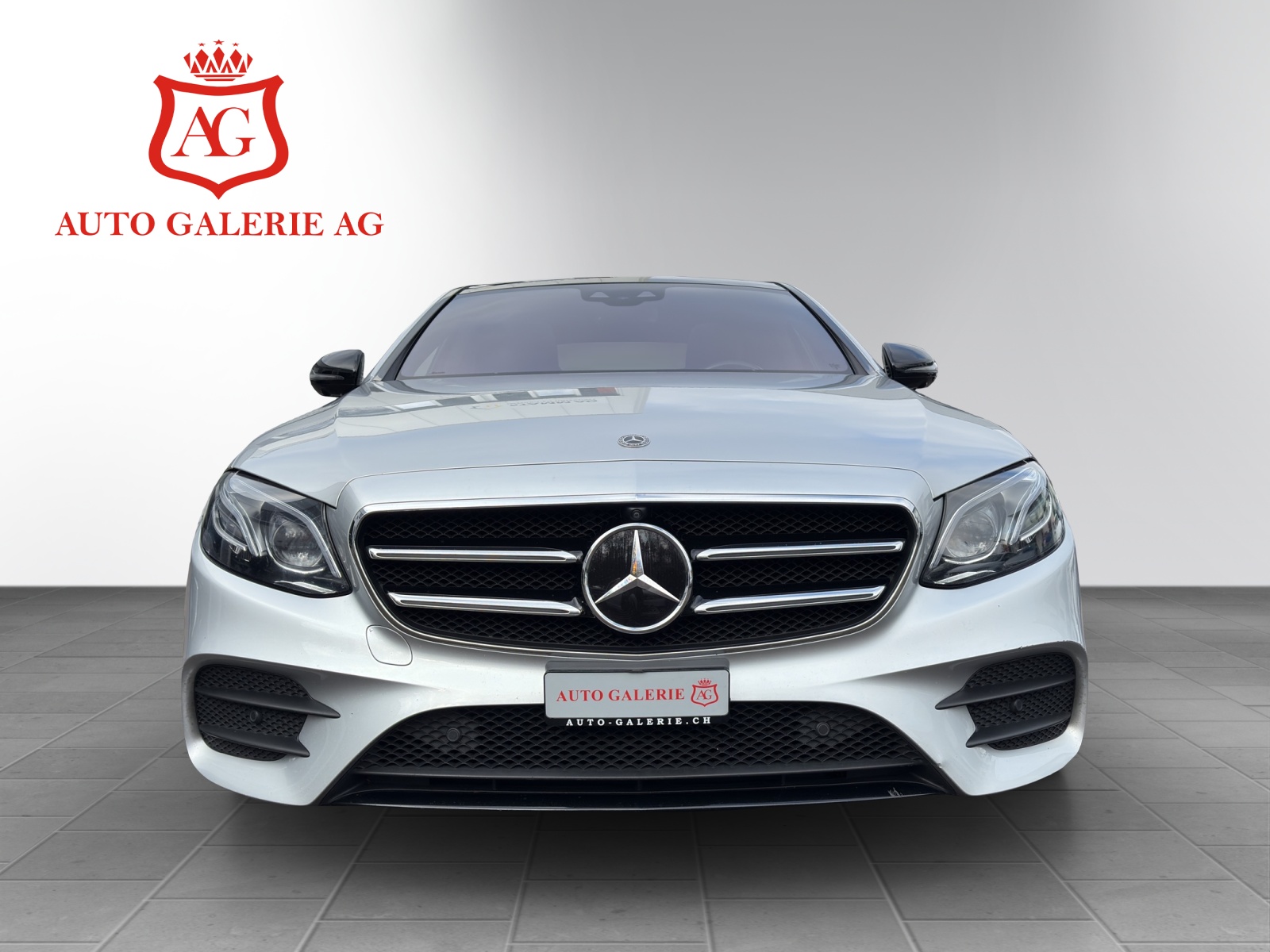 MERCEDES-BENZ E 220 d AMG Line 4Matic 9G-Tronic-image-7