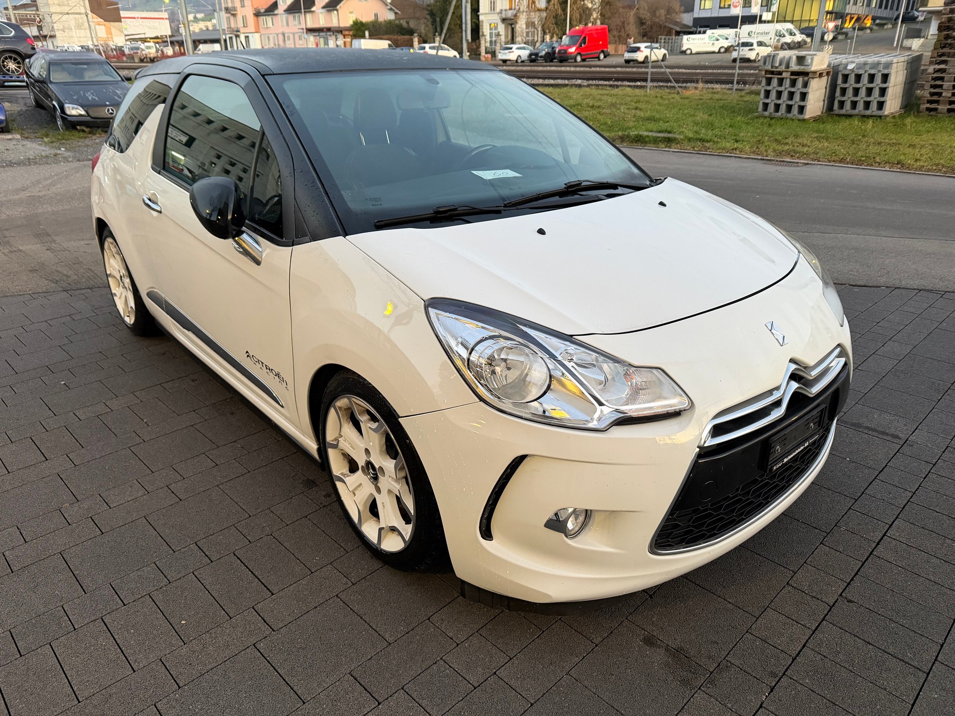 DS AUTOMOBILES DS3 1.6 THP Sport Chic-image-8