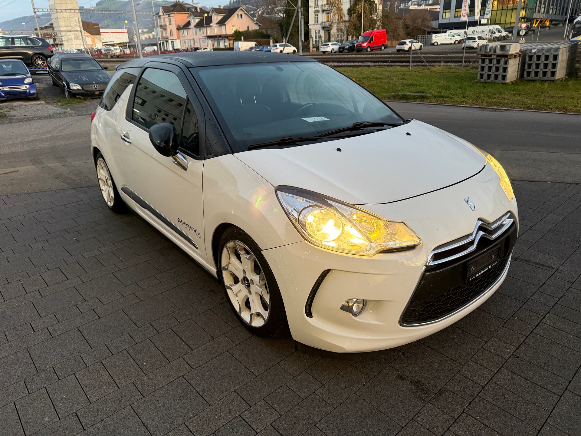 DS AUTOMOBILES DS3 1.6 THP Sport Chic-image-1