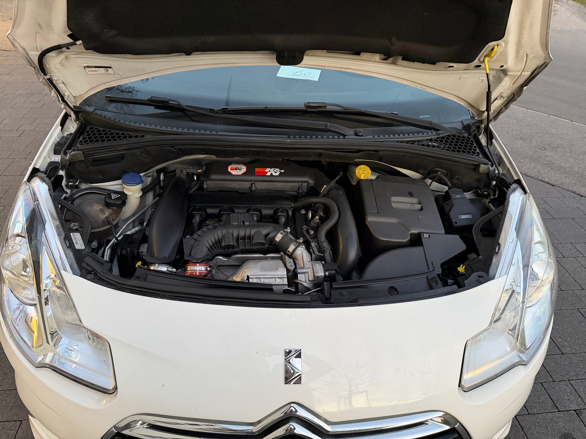 DS AUTOMOBILES DS3 1.6 THP Sport Chic-image-10