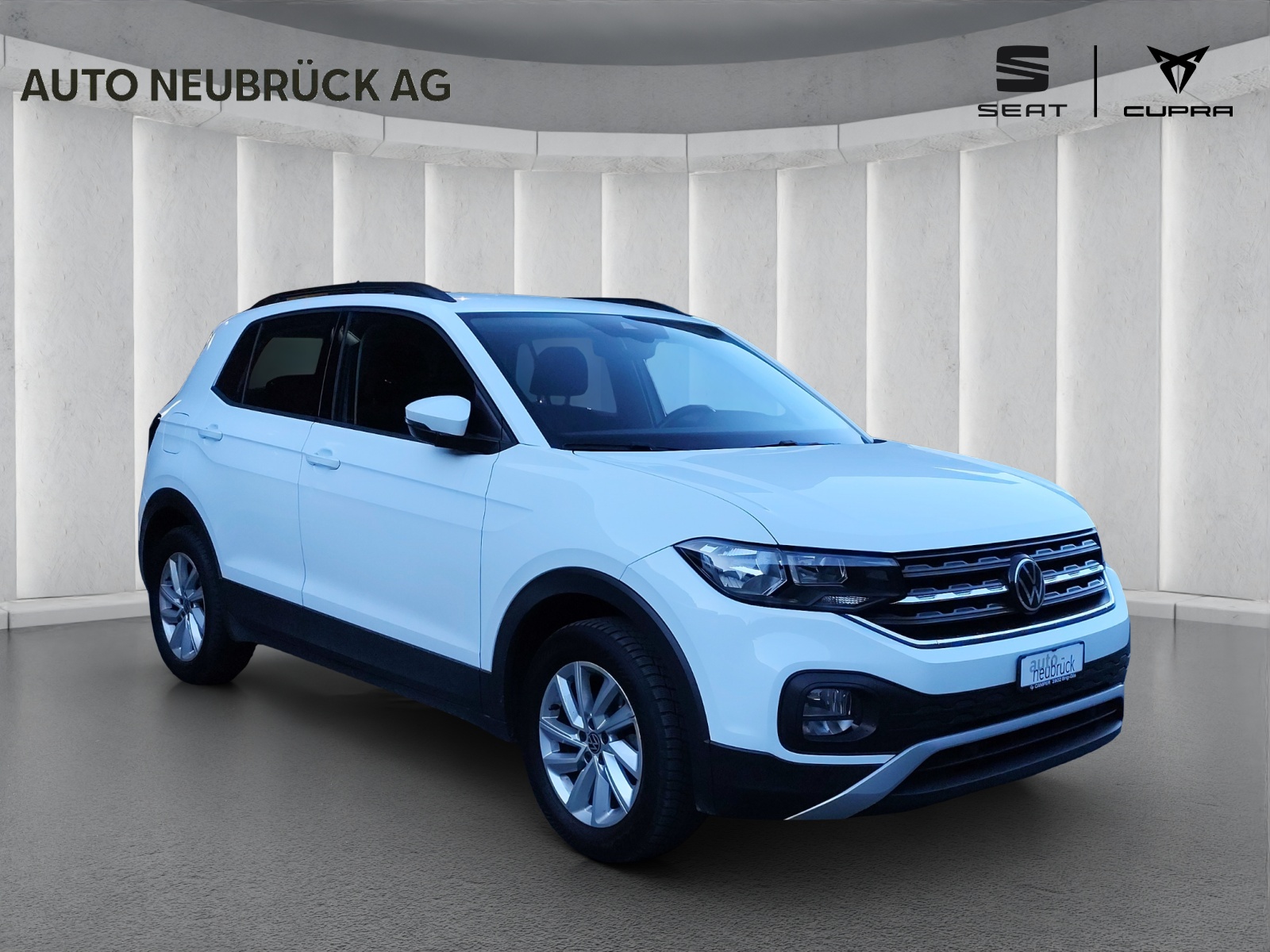 VW T-Cross 1.0 TSI Life Limited DSG-image-4