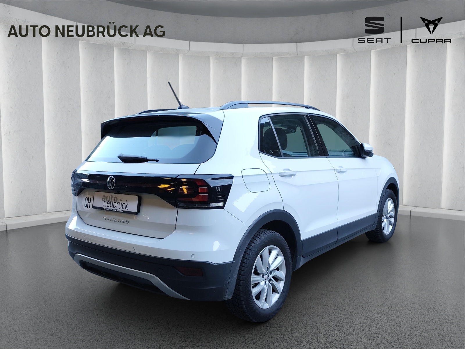 VW T-Cross 1.0 TSI Life Limited DSG-image-3
