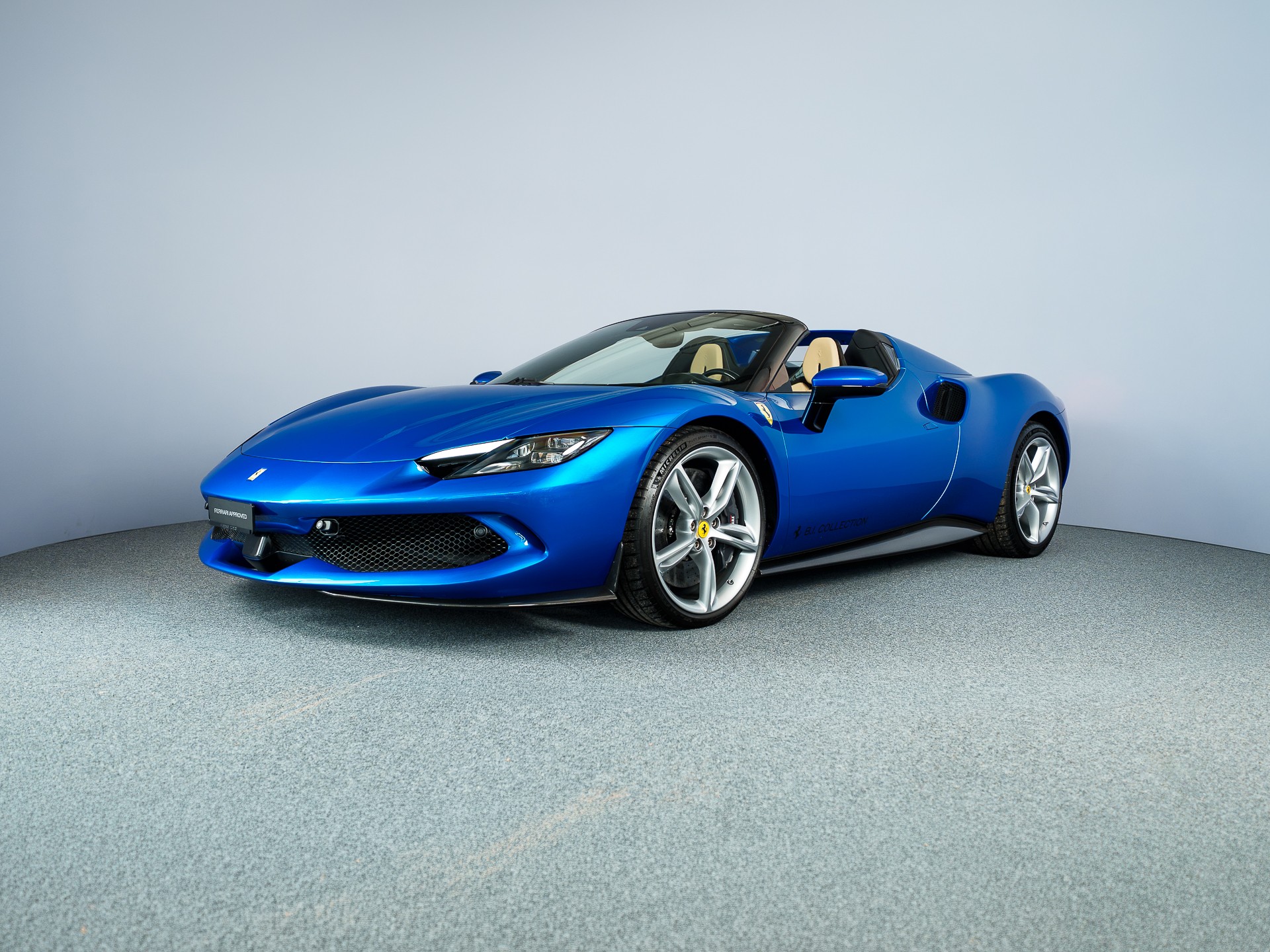 FERRARI 296 GTS-showroom-element-3