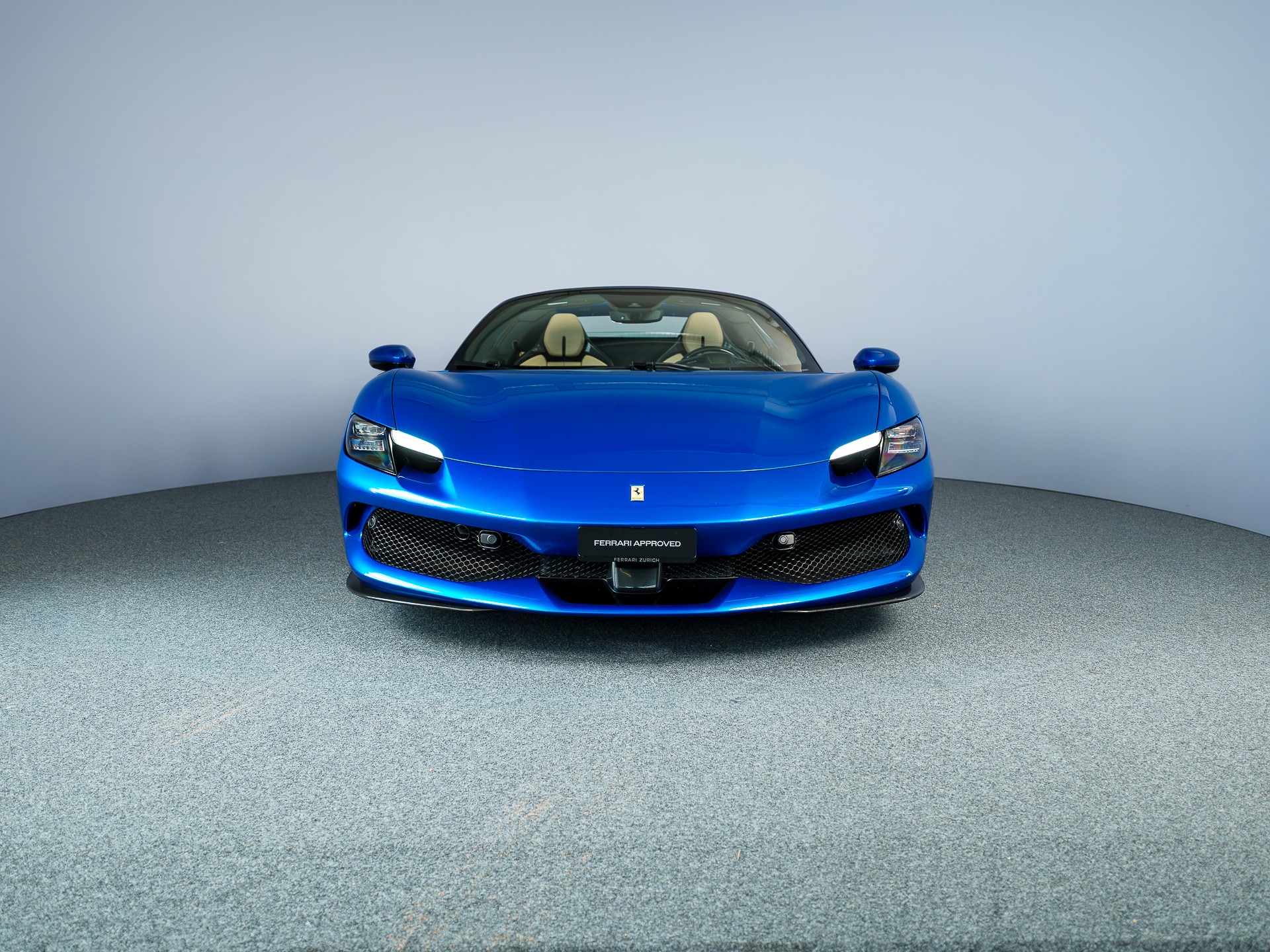 FERRARI 296 GTS-showroom-element-2