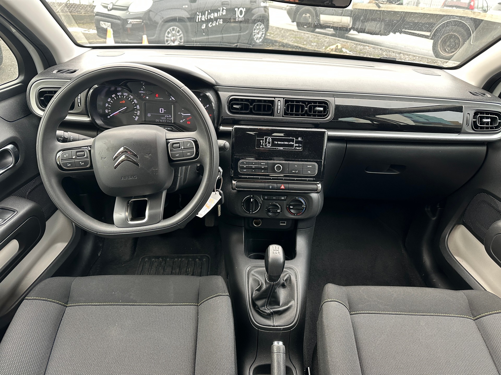 CITROEN C3 1.2i PureTech Feel-image-8