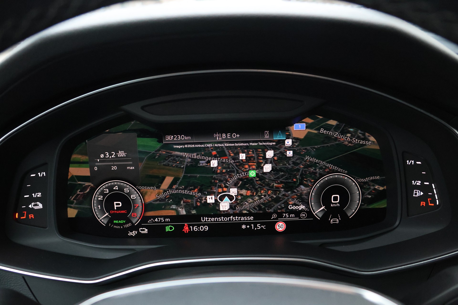 AUDI A6 Avant 55 TFSIe Sport quattro S-tronic-image-28