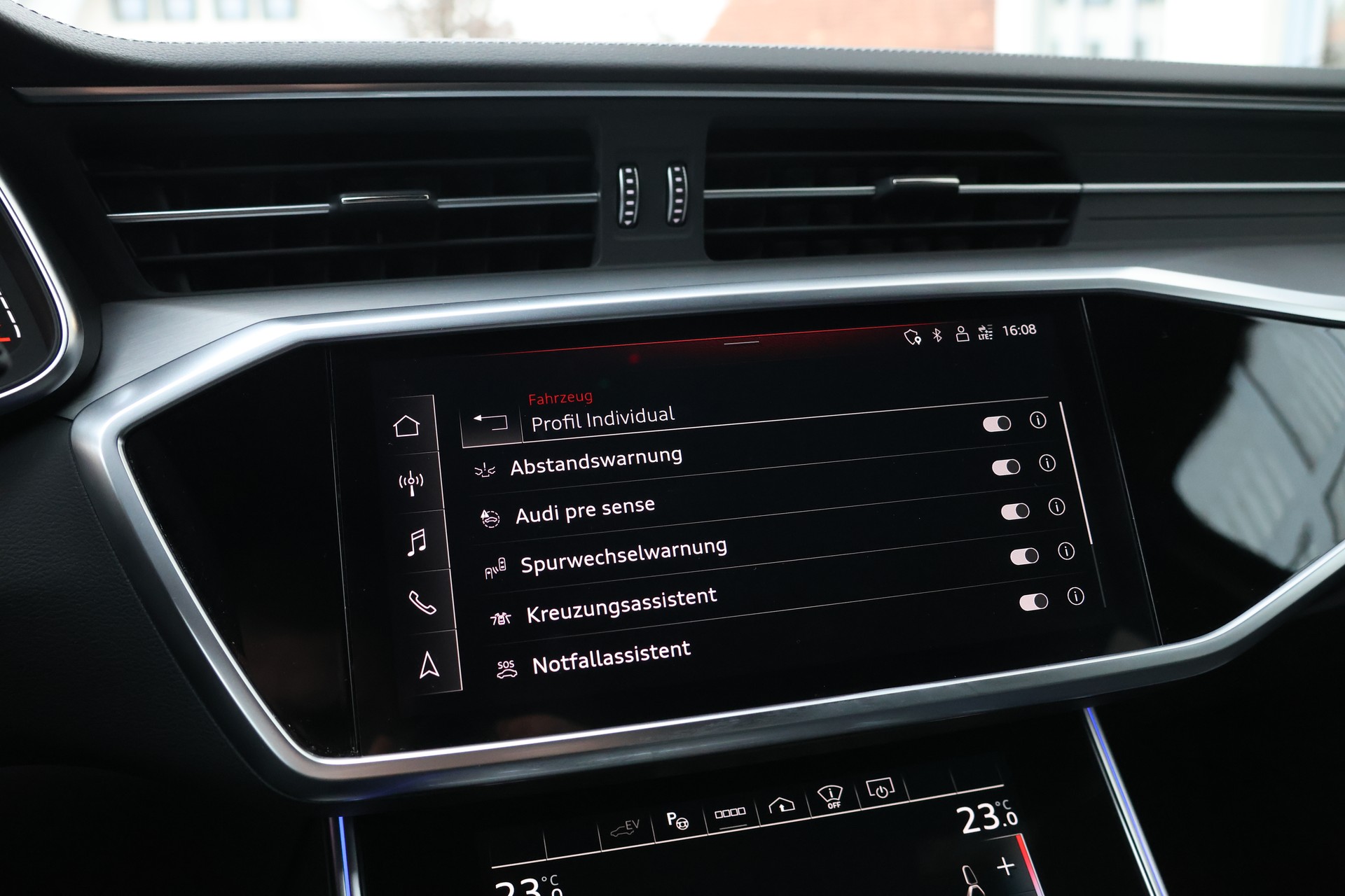 AUDI A6 Avant 55 TFSIe Sport quattro S-tronic-image-23