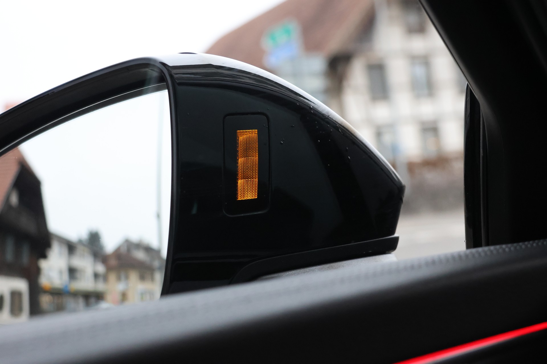 AUDI A6 Avant 55 TFSIe Sport quattro S-tronic-image-27