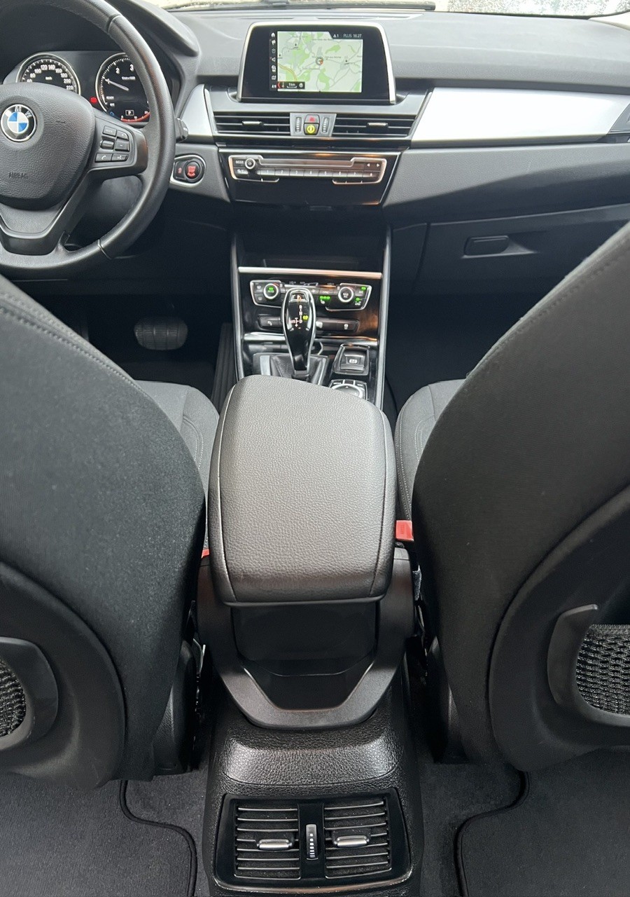 BMW 216d Gran Tourer DKG Essential Edition-image-11