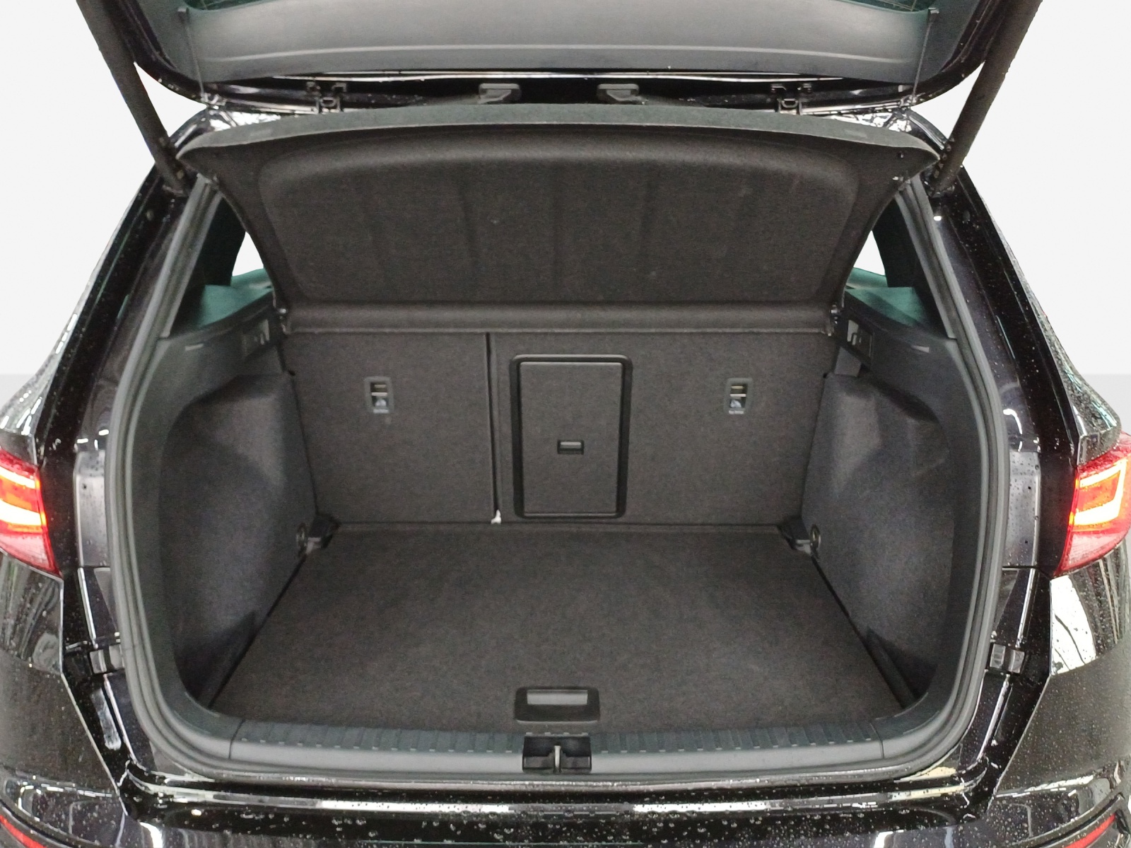 SEAT Ateca 2.0 TSI Hola FR 4Drive DSG-image-12