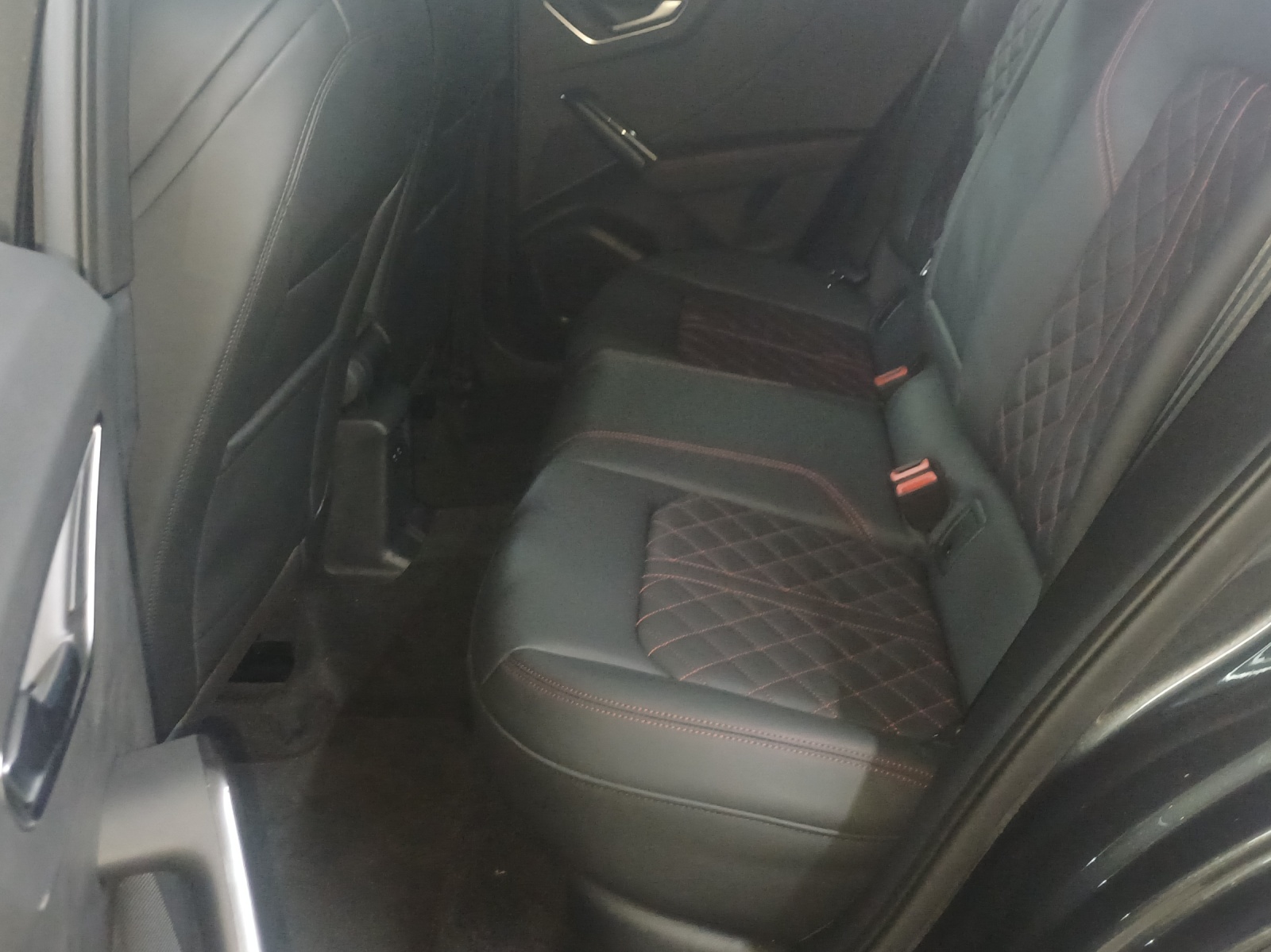 AUDI Q2 35 TFSI S line S-tronic-image-11