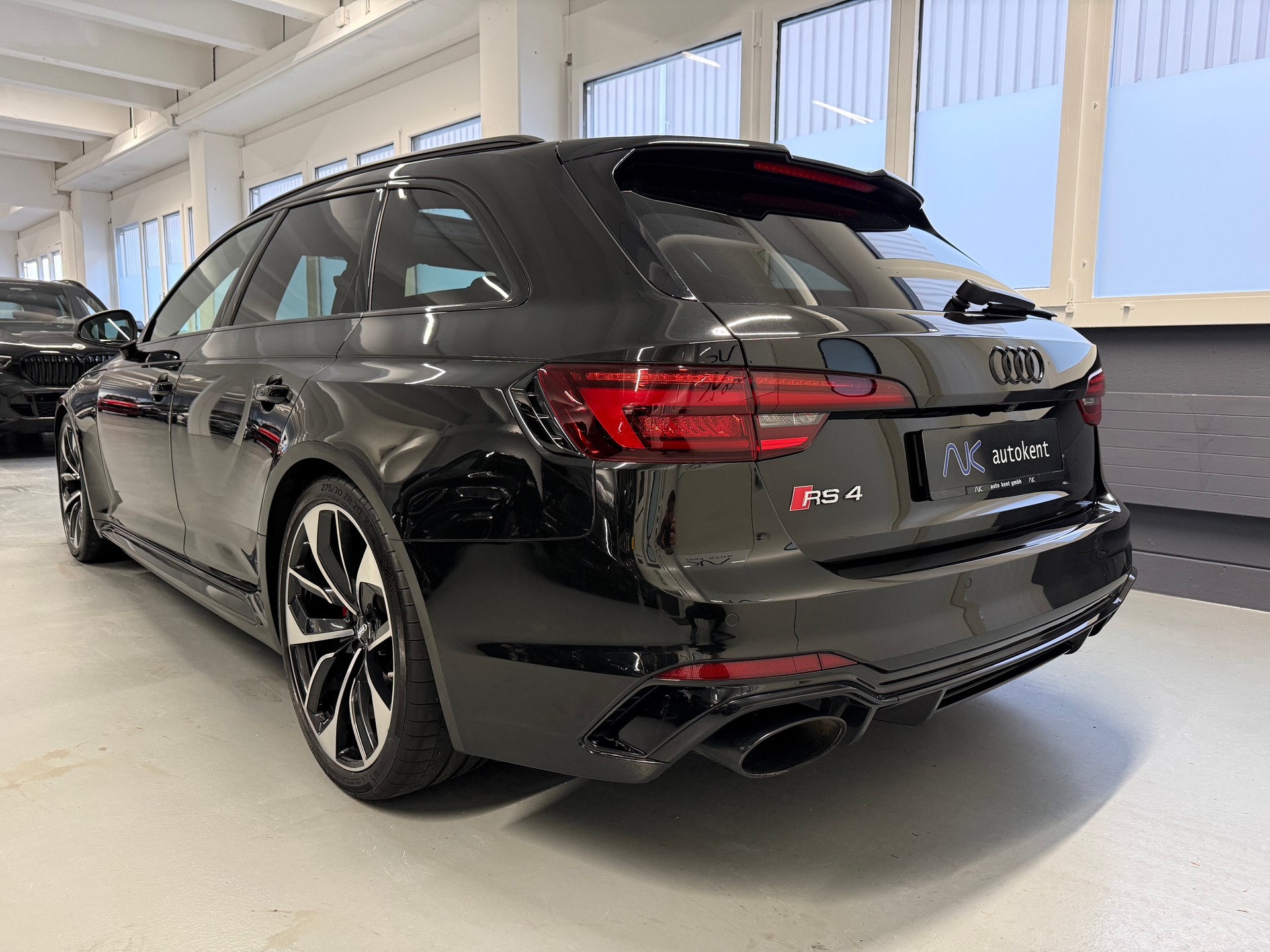 AUDI RS4 Avant 2.9 TFSI quattro tiptronic-image-3