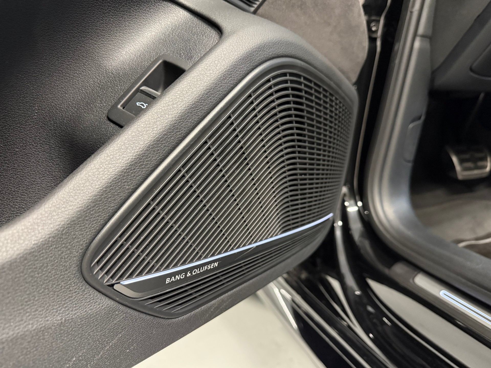 AUDI RS4 Avant 2.9 TFSI quattro tiptronic-image-14