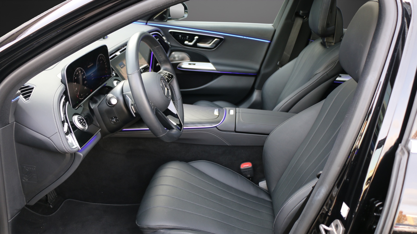 MERCEDES-BENZ E 300 e 4Matic 9G-Tronic-image-10