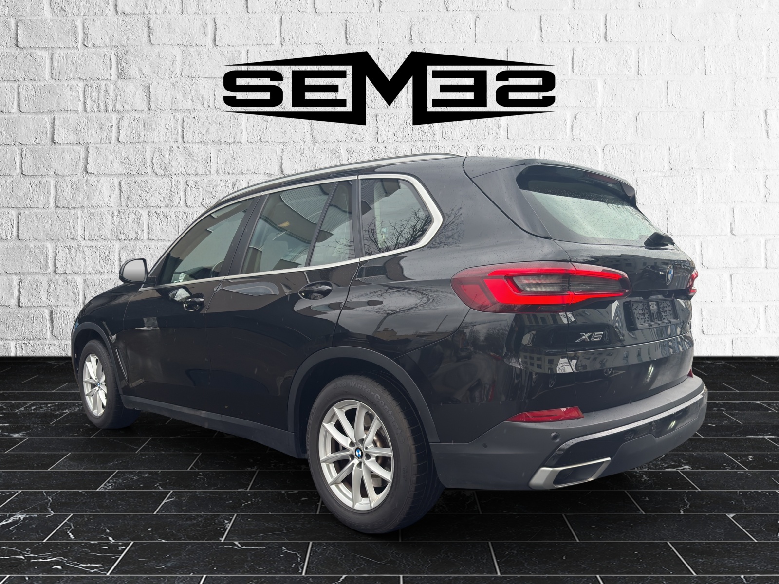 BMW X5 xDrive 48V 40d Steptronic-image-2