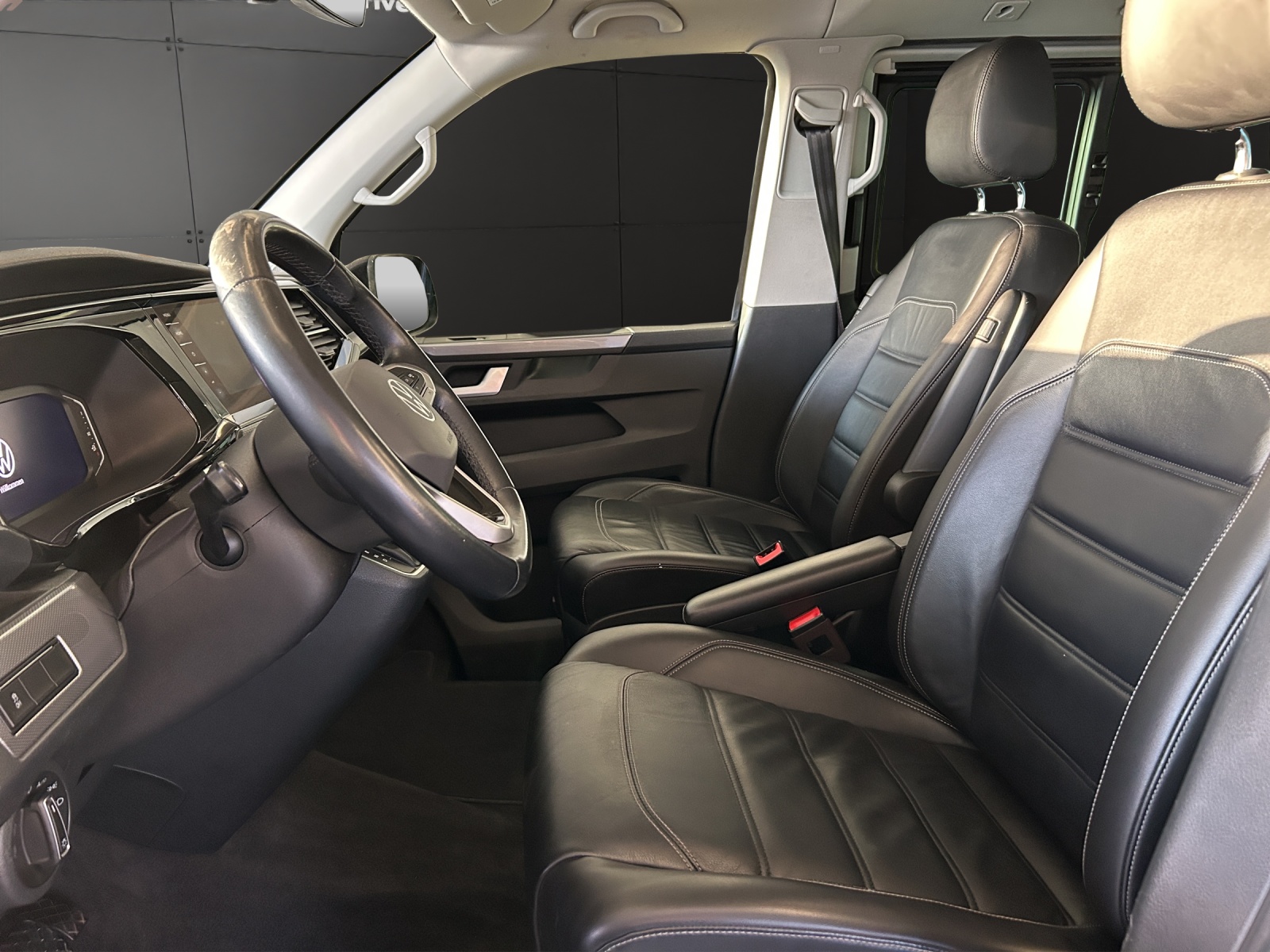 VW T6.1 Multivan 2.0 Bi-TDI Highline Liberty 4Mot. DSG-image-8