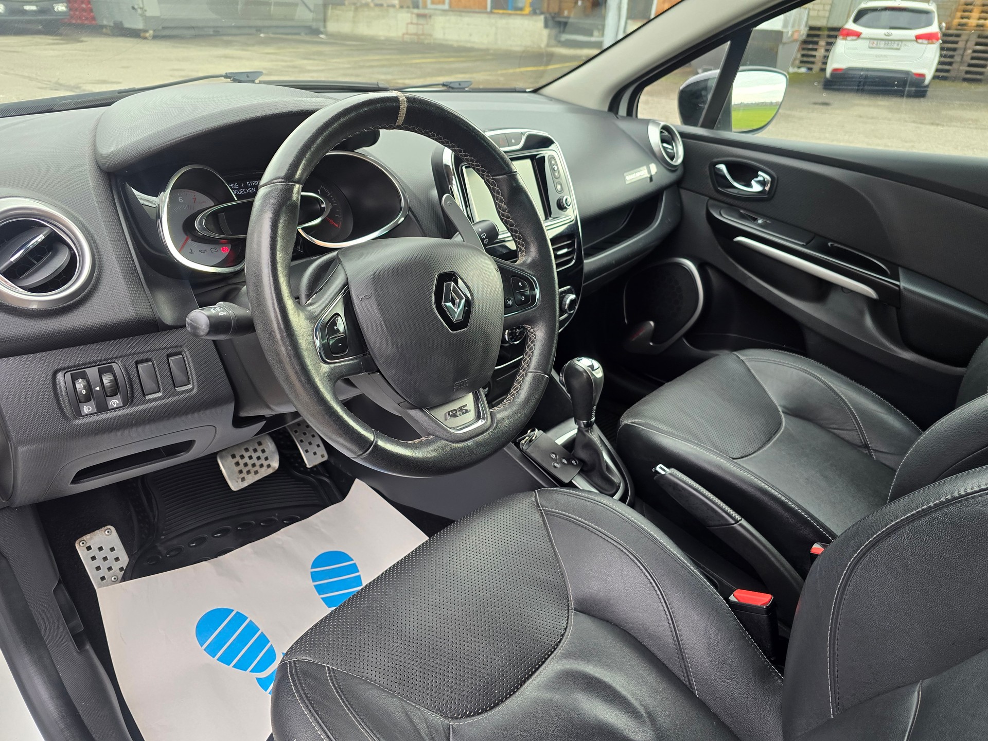 RENAULT Clio 1.6 T RS 200 Monaco GP EDC-image-12