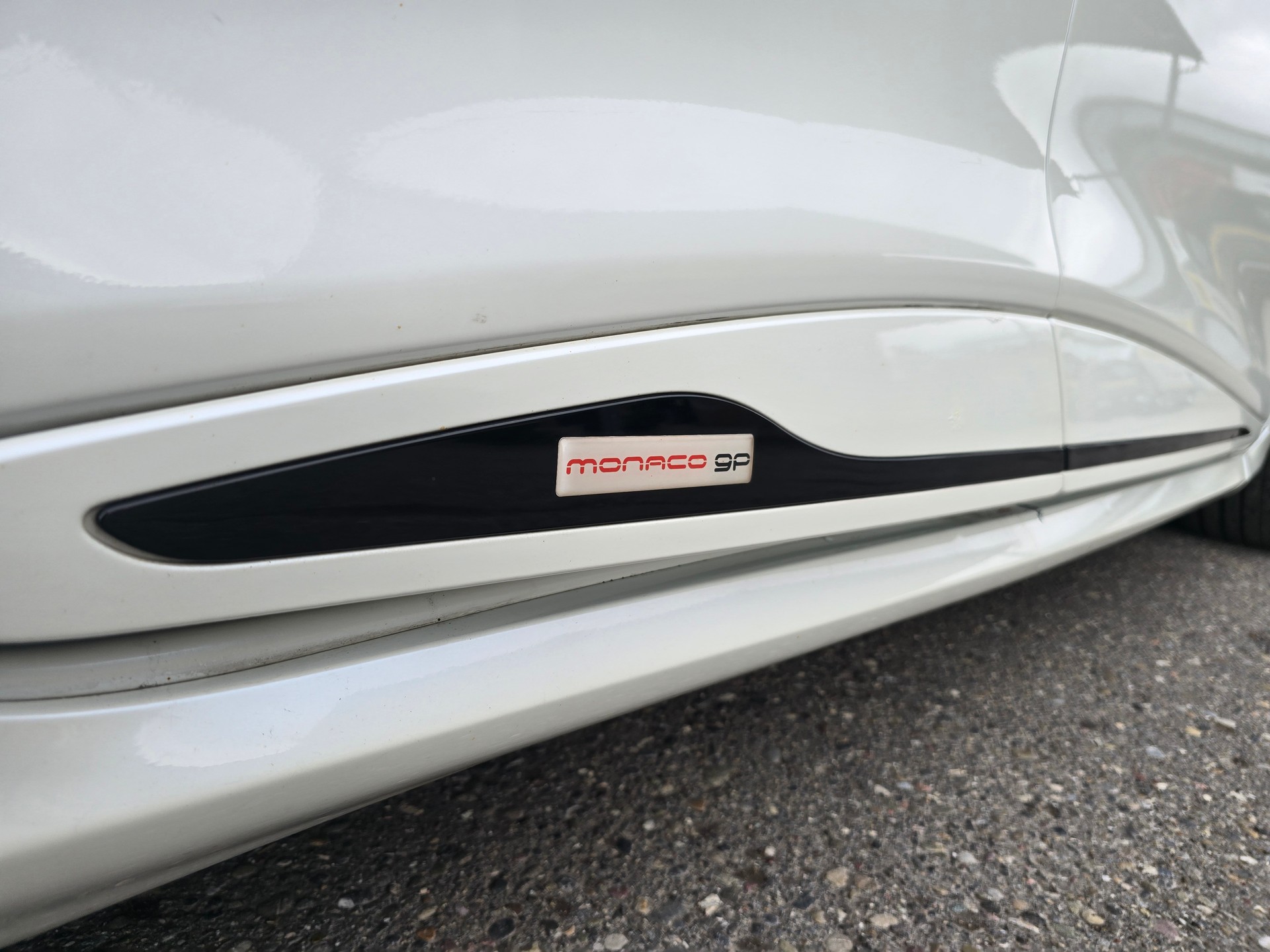RENAULT Clio 1.6 T RS 200 Monaco GP EDC-image-9
