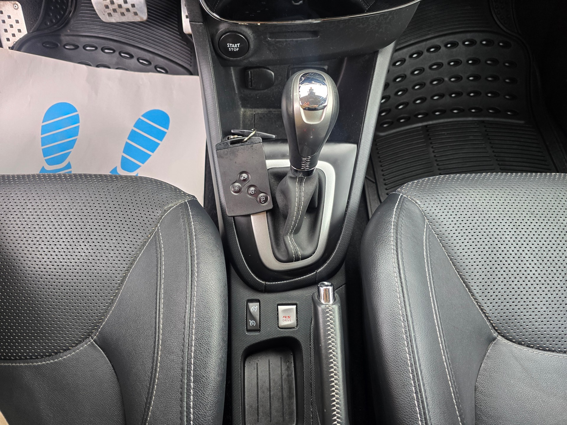 RENAULT Clio 1.6 T RS 200 Monaco GP EDC-image-18