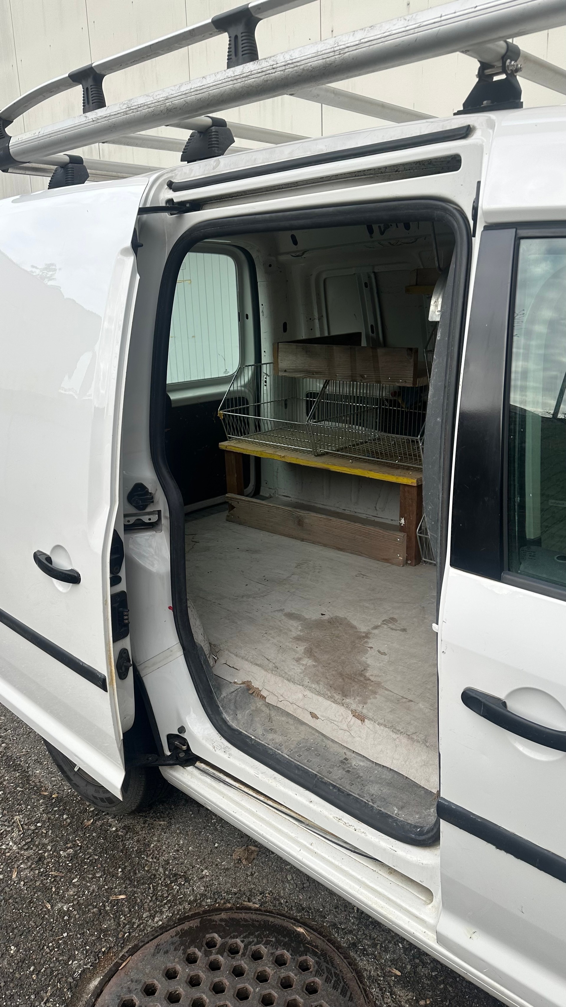 VW Caddy *Ab MFK & Service*-image-3