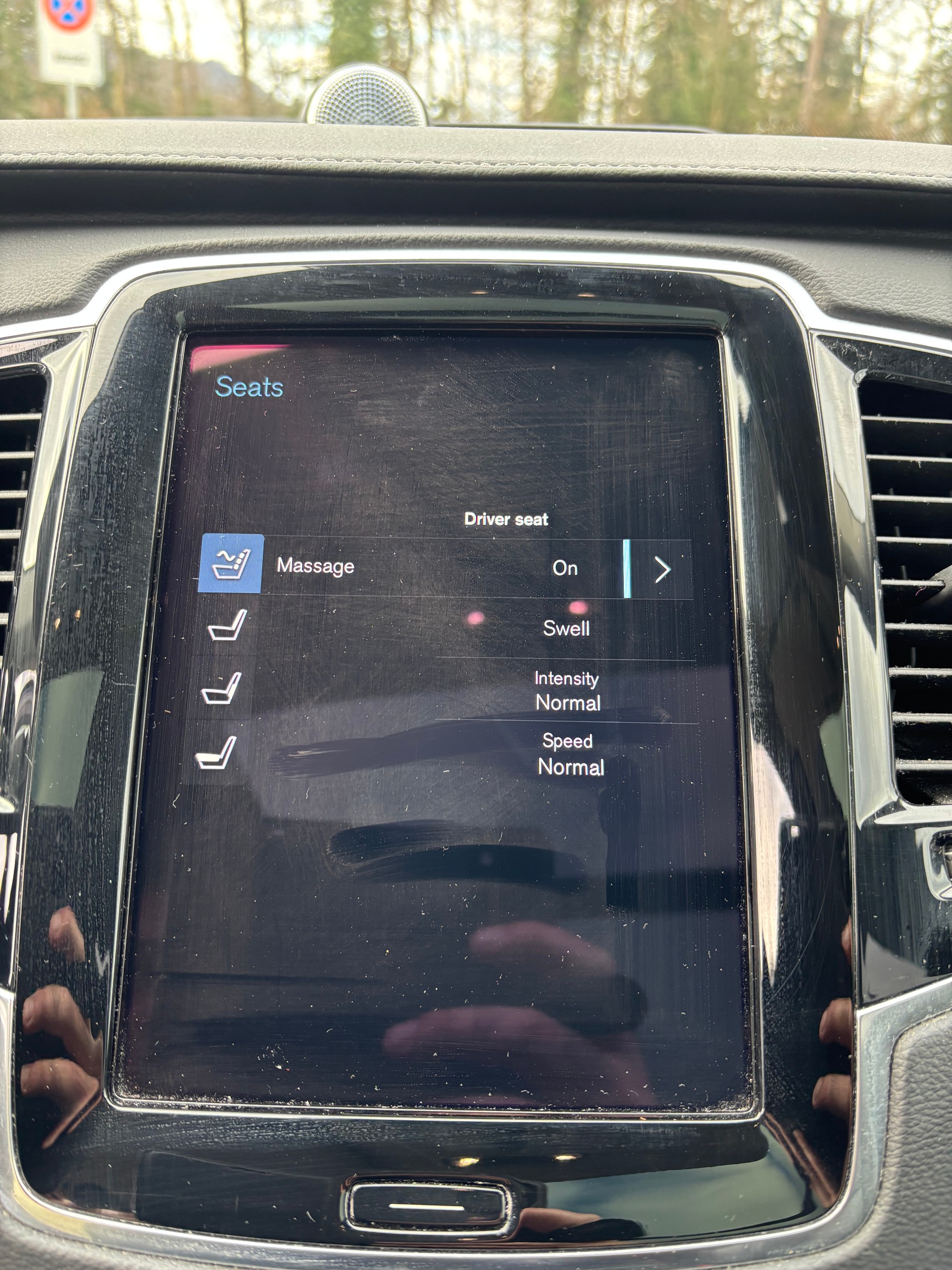 VOLVO XC90 2.0 T8 TE Recharge-image-9