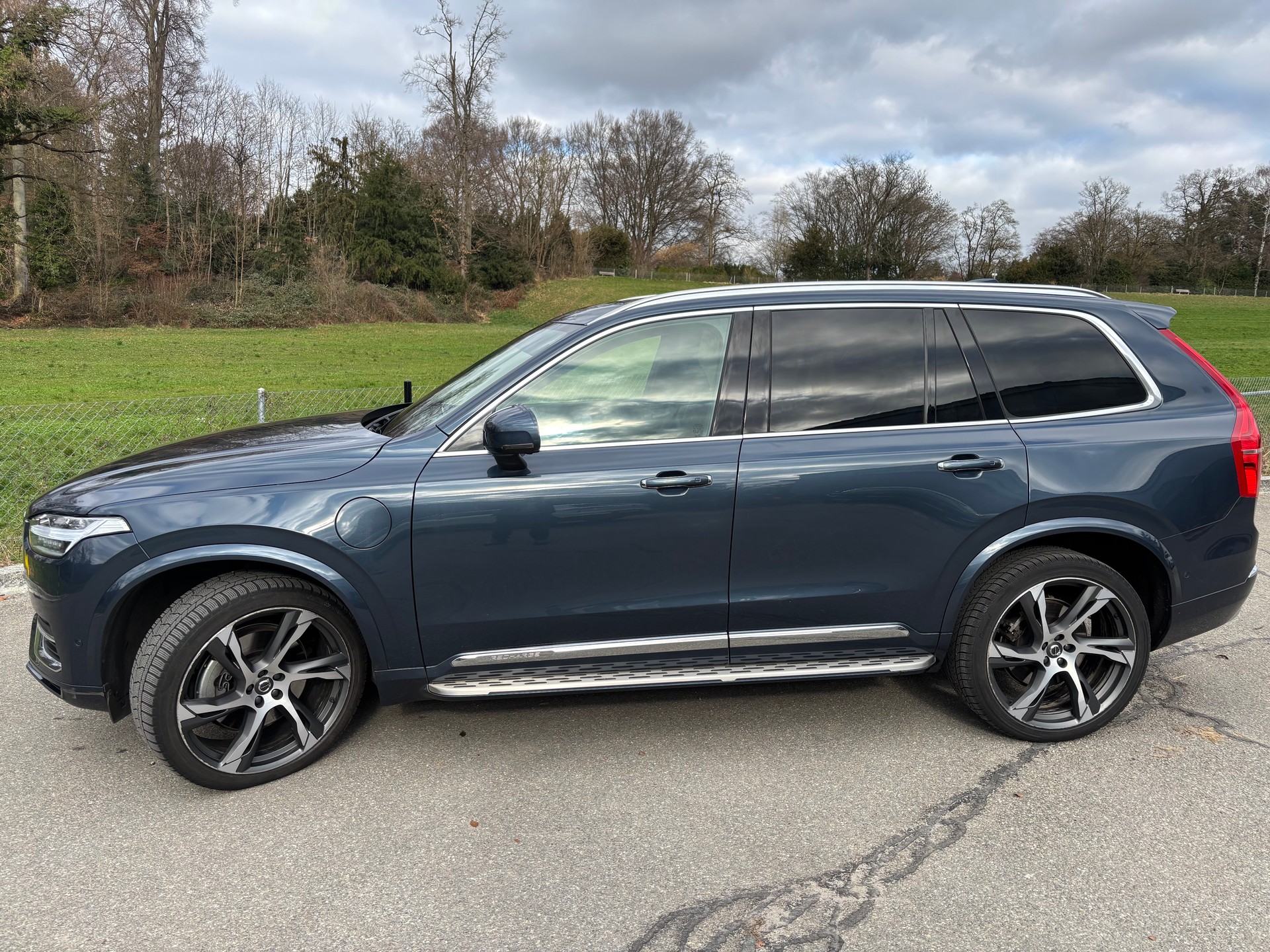 VOLVO XC90 2.0 T8 TE Recharge-image-1