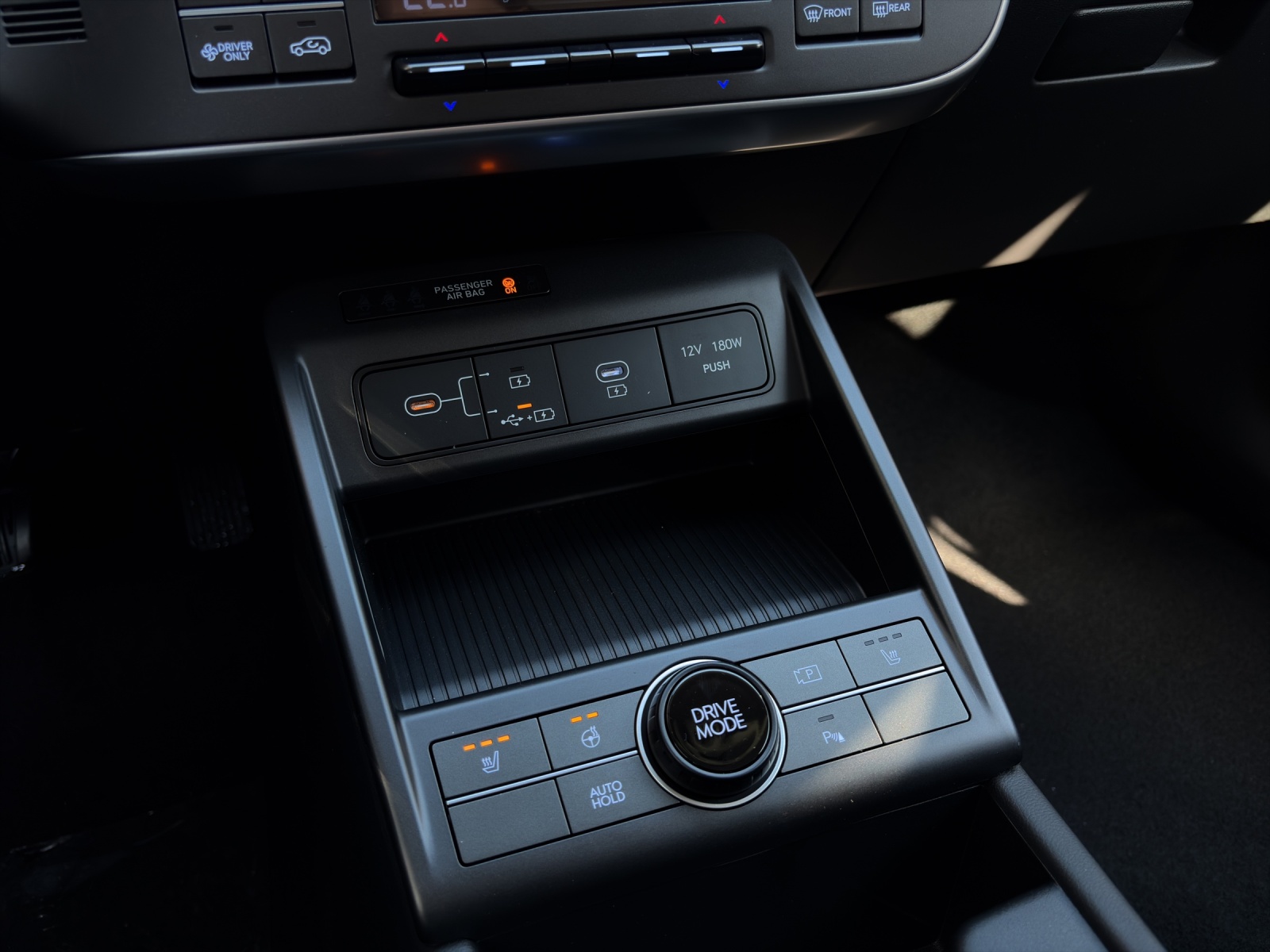 HYUNDAI Kona Electric Origo-image-9