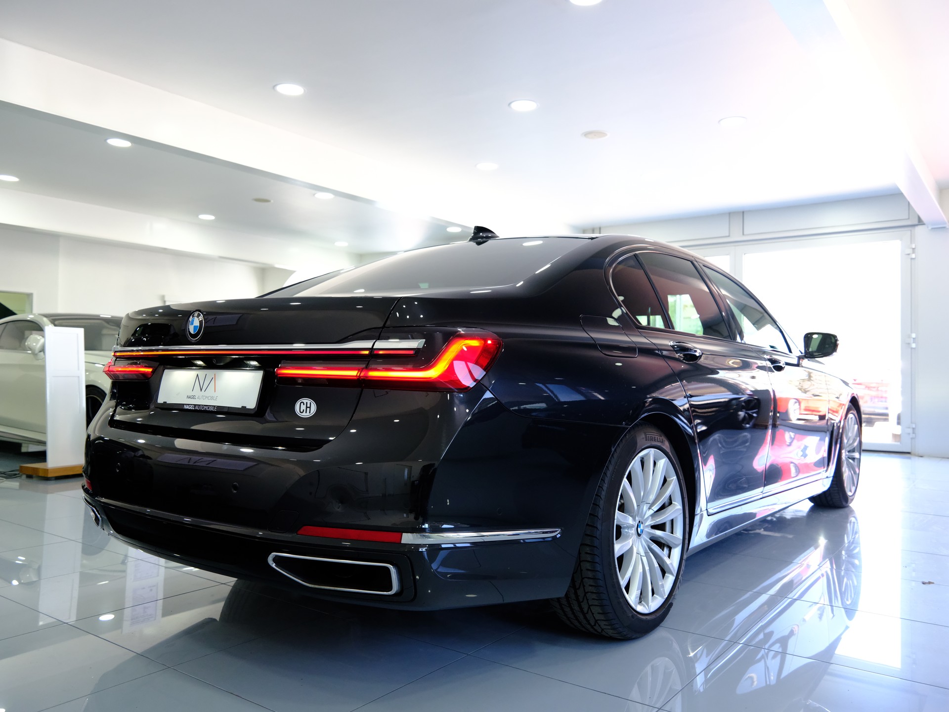 BMW 730d 48V Steptronic-image-3