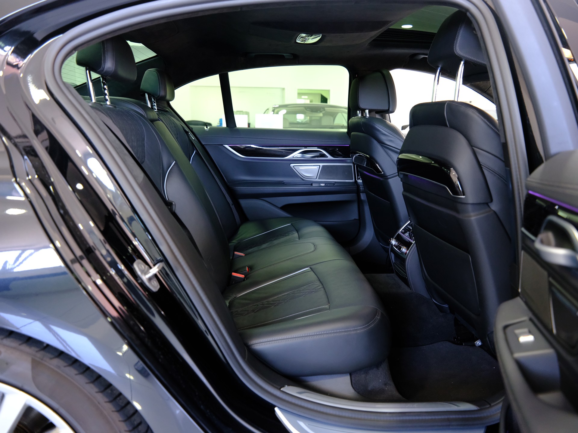 BMW 730d 48V Steptronic-image-20
