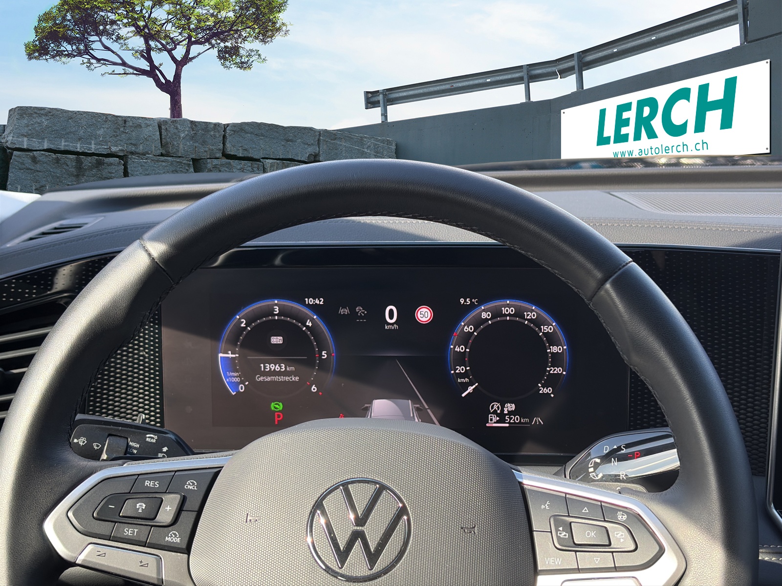 VW Tiguan 2.0 TDI SCR Life 4Motion DSG-image-11