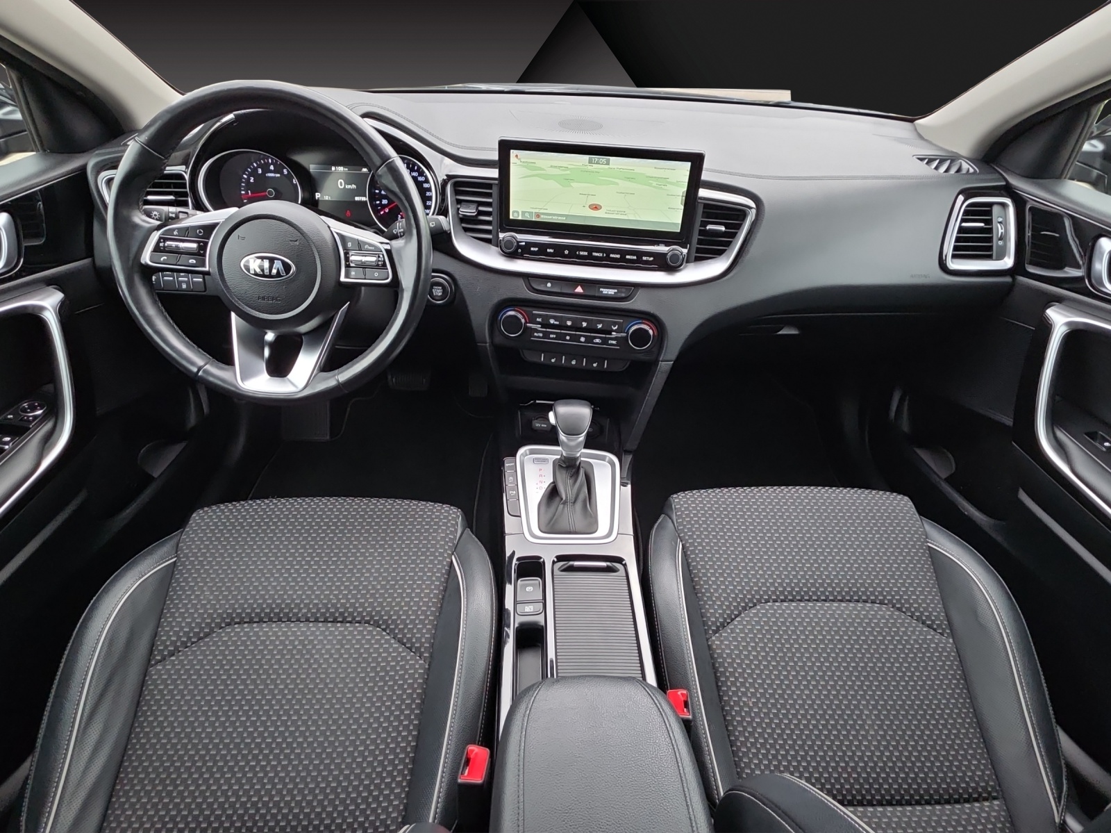 KIA XCeed 1.5 T-GDi Power DCT-image-9