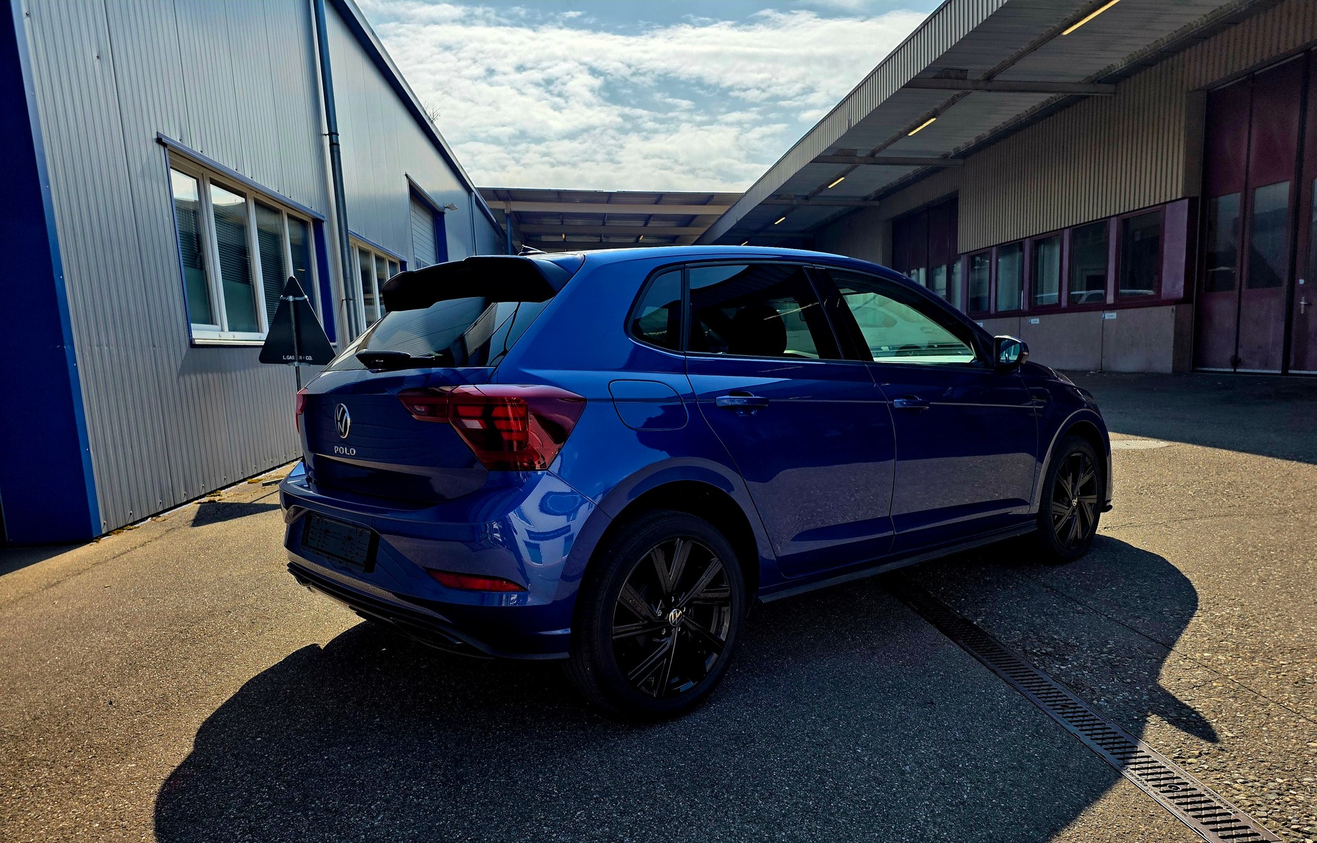 VW Polo 1.0 TSI R-Line DSG-image-7