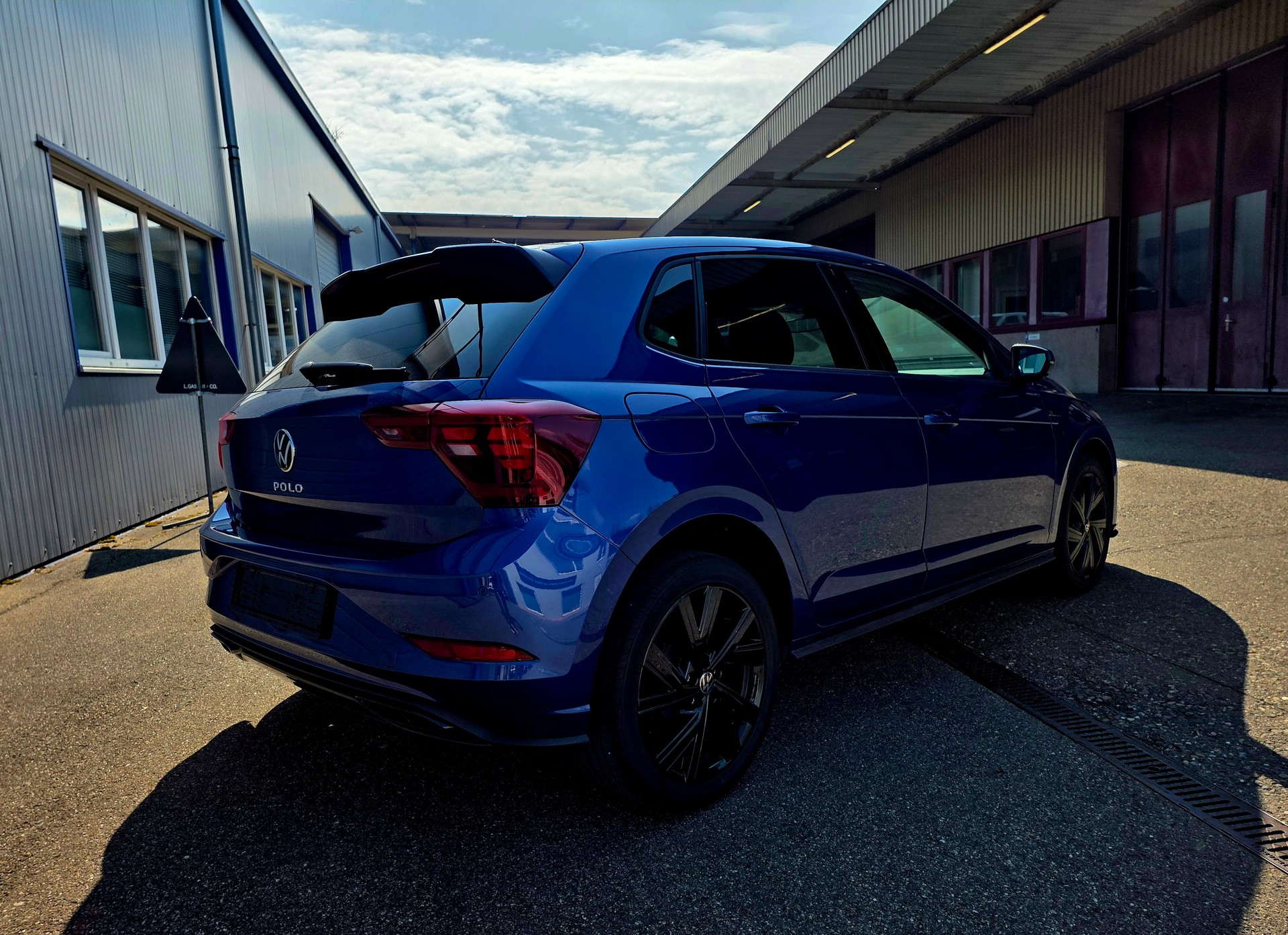 VW Polo 1.0 TSI R-Line DSG-image-5