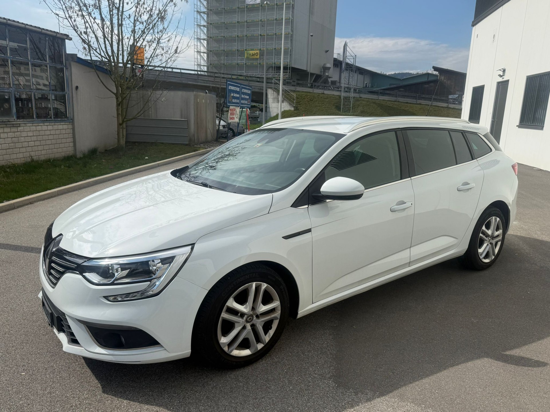 RENAULT Mégane Grandtour 1.5 dCi Business EDC-image-7