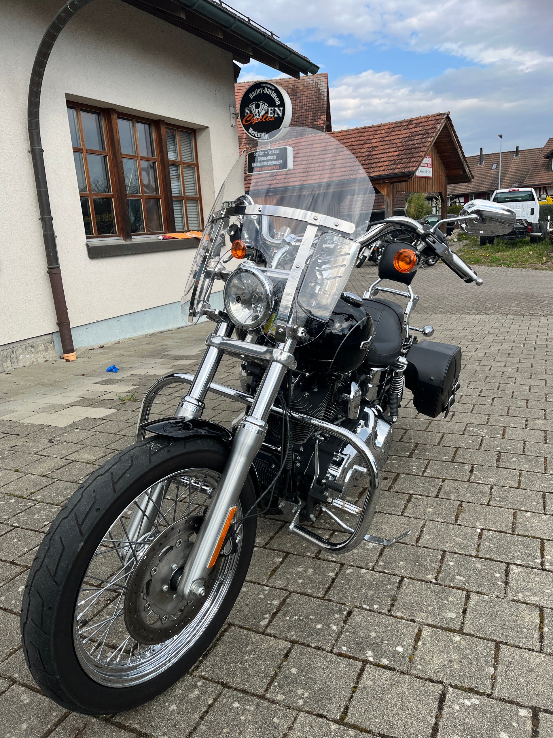 HARLEY-DAVIDSON FXDCI Dyna Super Glide Custom ABS-image-5