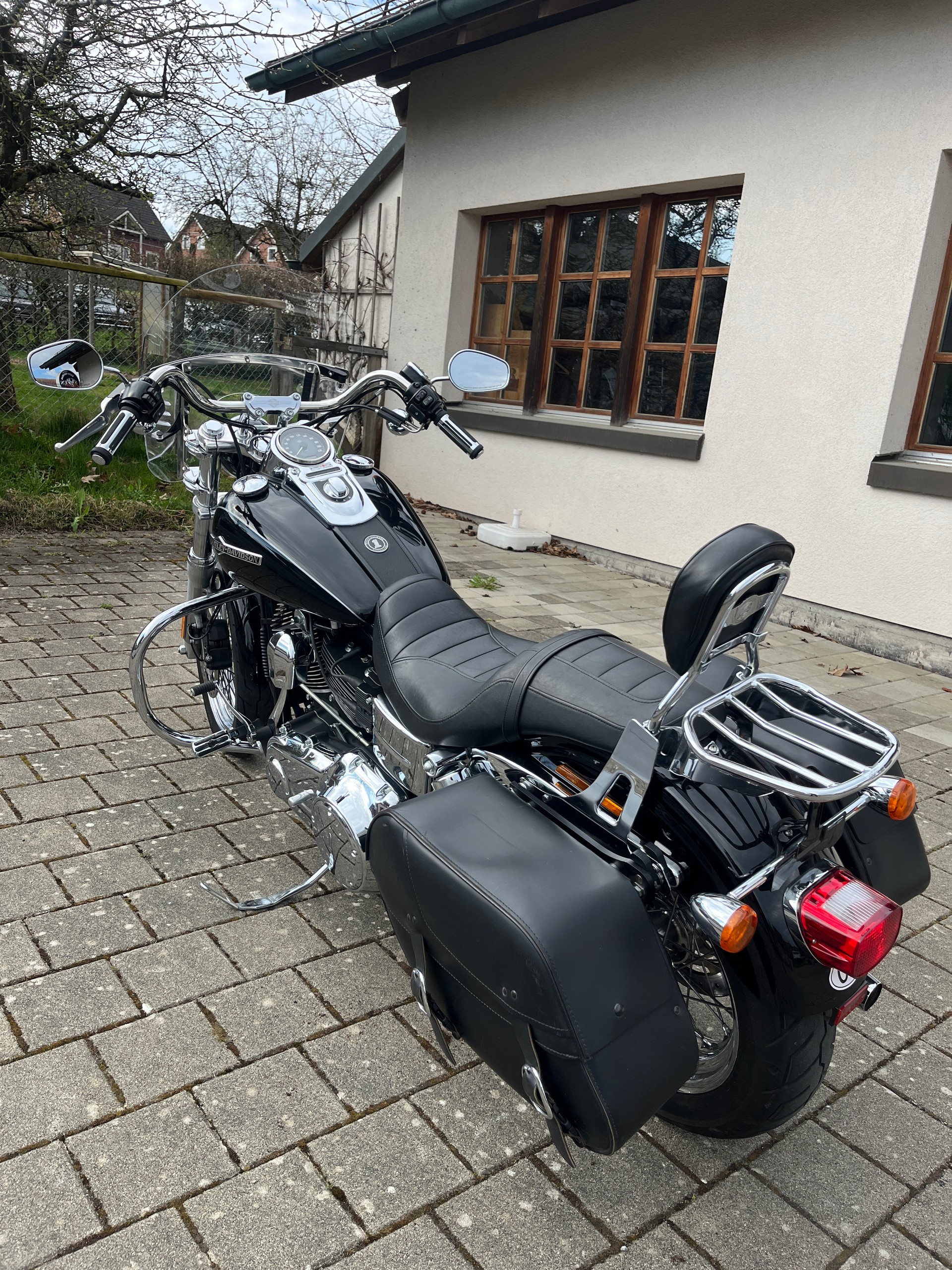 HARLEY-DAVIDSON FXDCI Dyna Super Glide Custom ABS-image-2