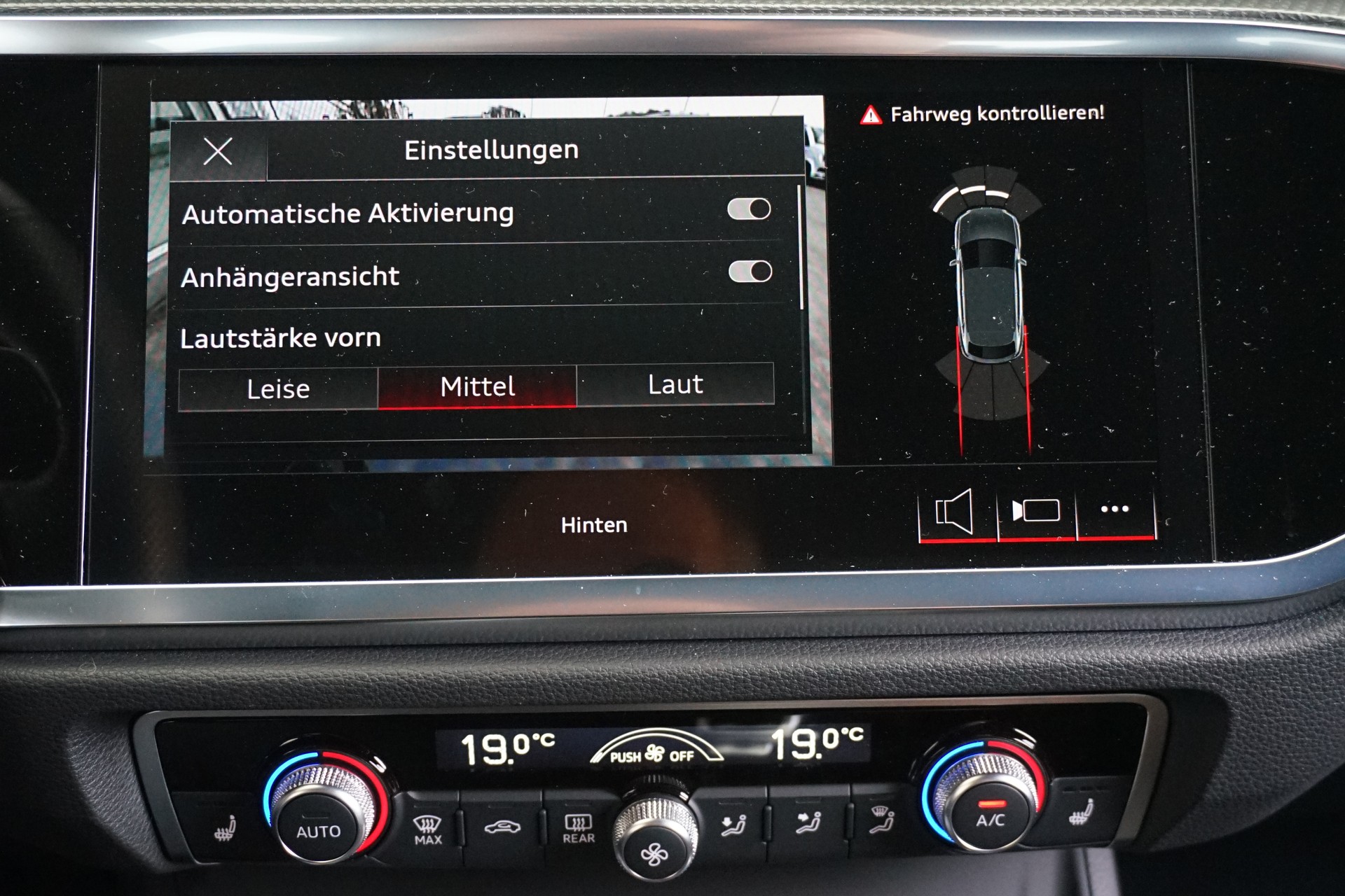 AUDI Q3 SB 35 TFSI Attraction 150PS DSG-Automat-image-20