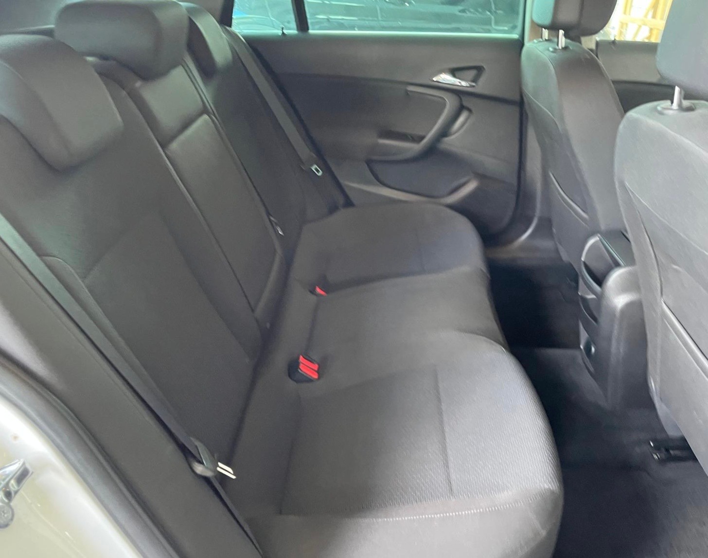 OPEL Insignia Sports Tourer 1.6 Turbo Cosmo Automatic-image-15
