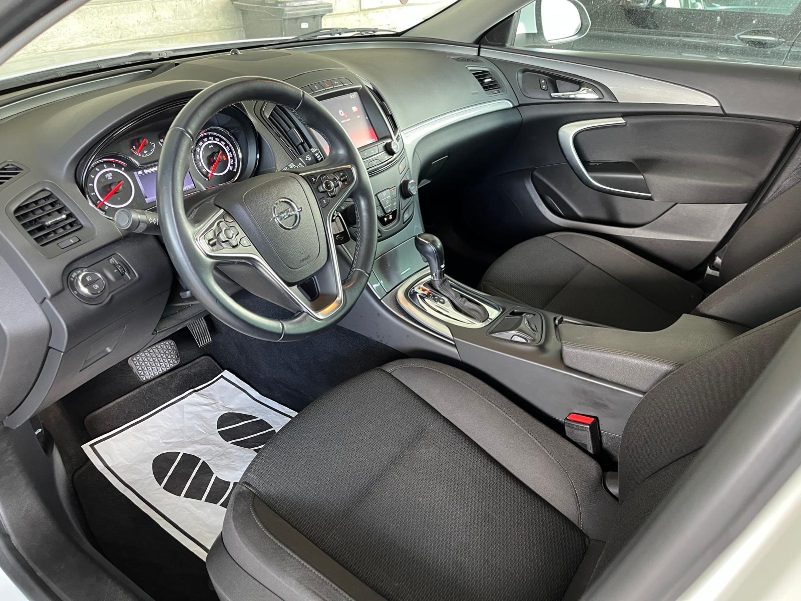 OPEL Insignia Sports Tourer 1.6 Turbo Cosmo Automatic-image-7