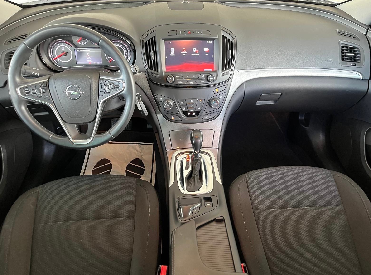 OPEL Insignia Sports Tourer 1.6 Turbo Cosmo Automatic-image-10