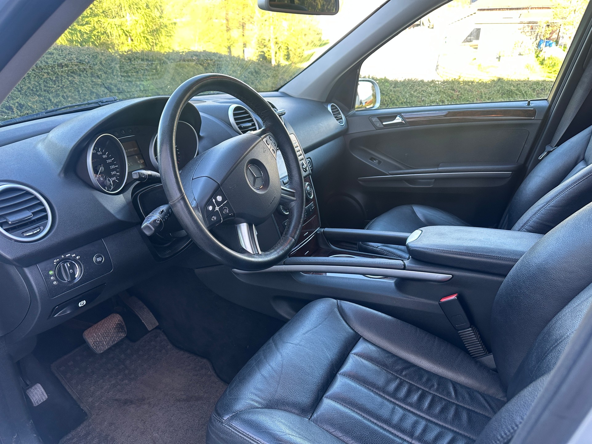 MERCEDES-BENZ ML 420 CDI 4Matic 7G-Tronic-image-8