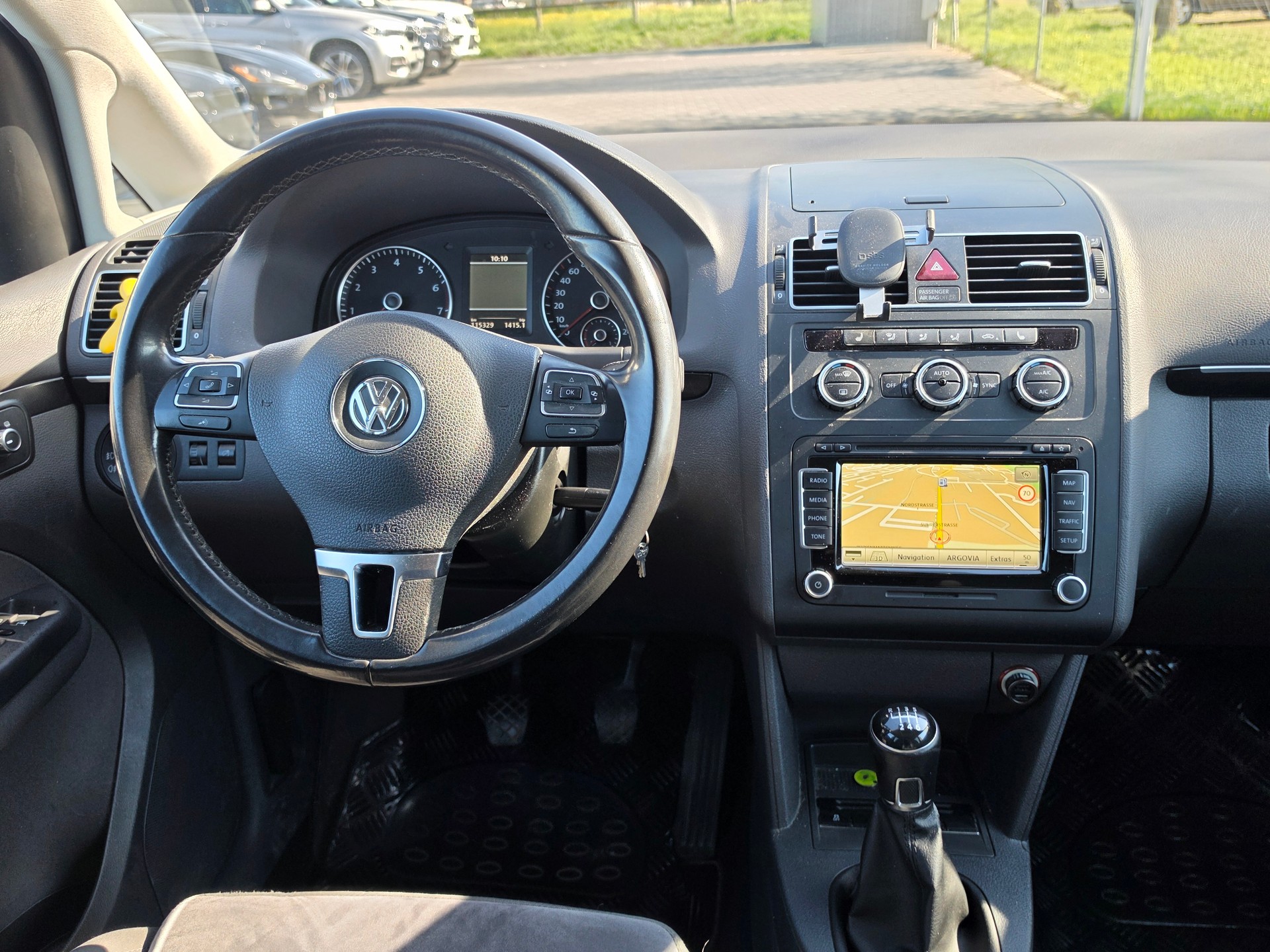 VW Touran 1.4 TSI EcoFuel Comfortline-image-11