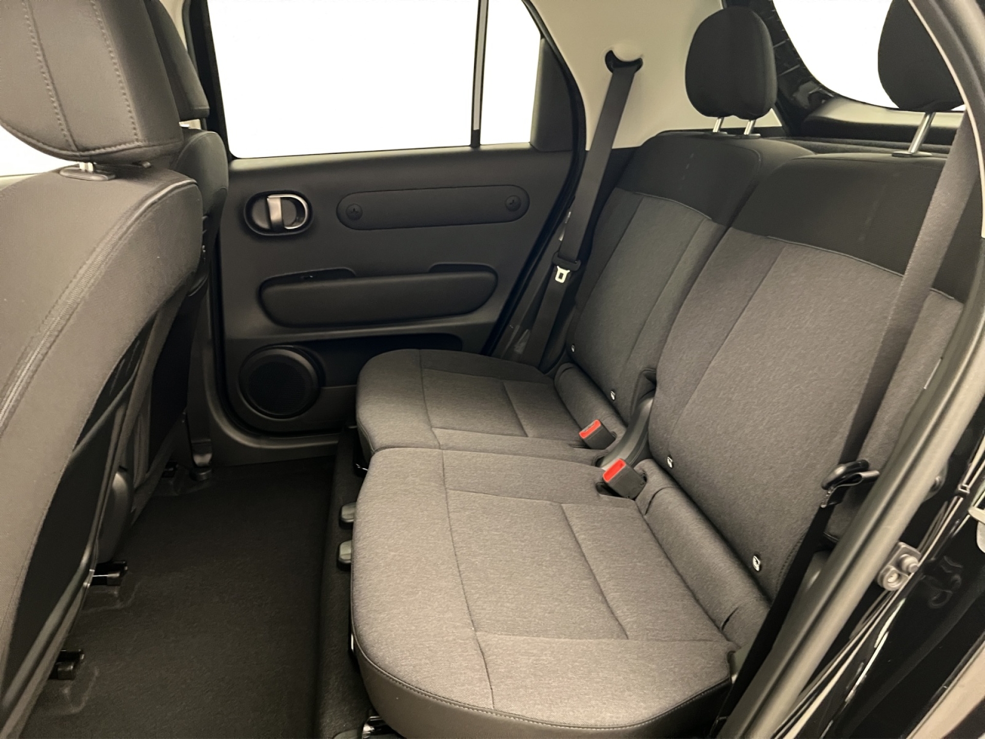 HYUNDAI Inster Electric Amplia 49 kWh-image-4